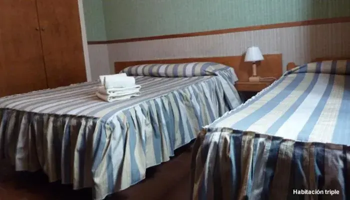 Twin Room in Hotel La Cumbre Twin Room in Hotel La Cumbre