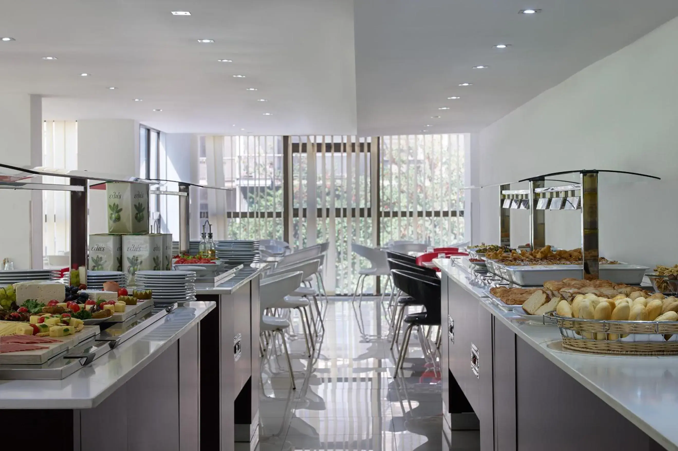Food in Breeze Boutique Athens by Prima Hotels Food in Breeze Boutique Athens by Prima Hotels