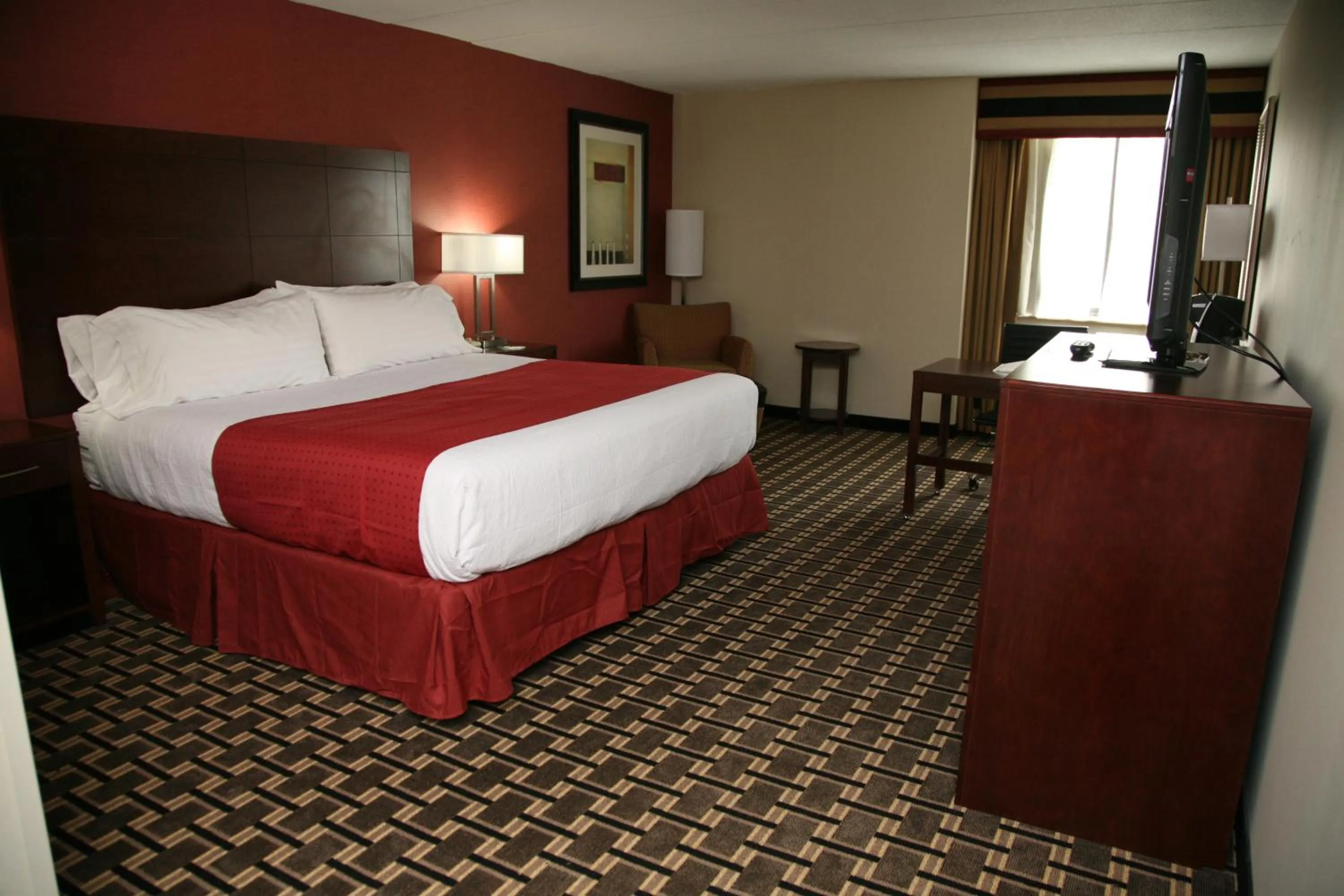 Decorative detail, Bed in Holiday Inn New London by IHG