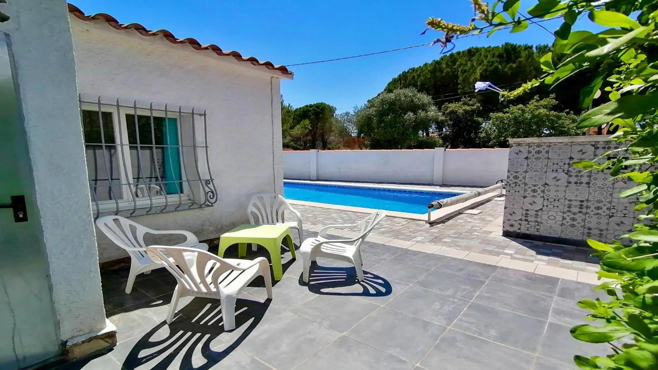 Property building in VACAY Villa Bella, piscina, sol y relax! en la Costa Brava, L'Escala!