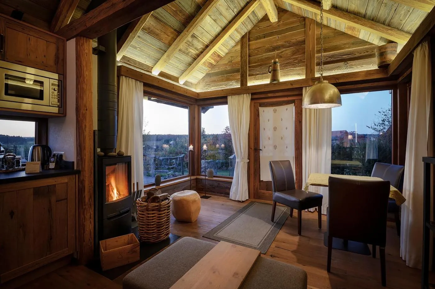 Seating area in Widmann's Löwen