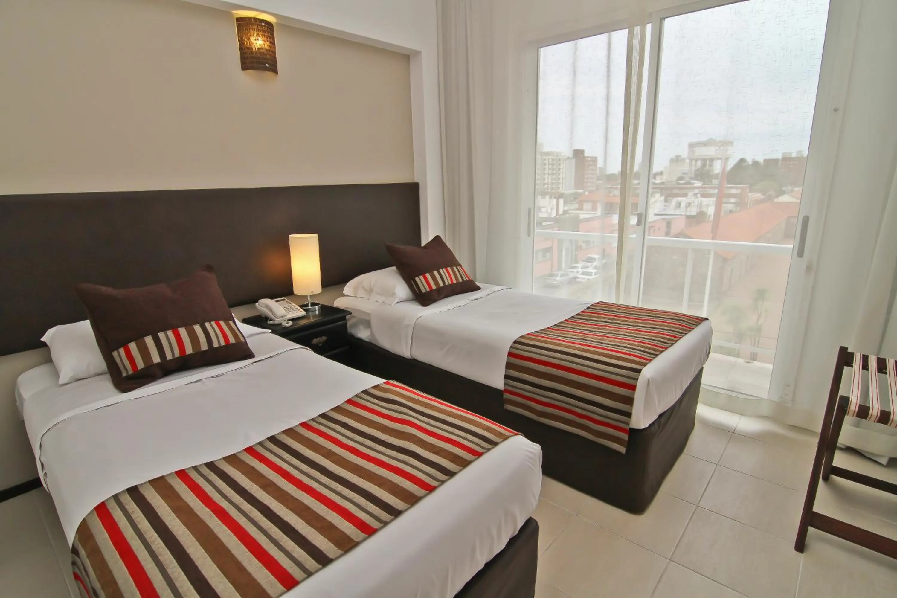 Bedroom, Bed in De la Plaza Hotel