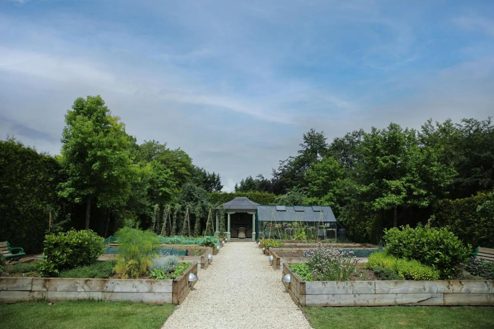 Garden in Dormy House Hotel