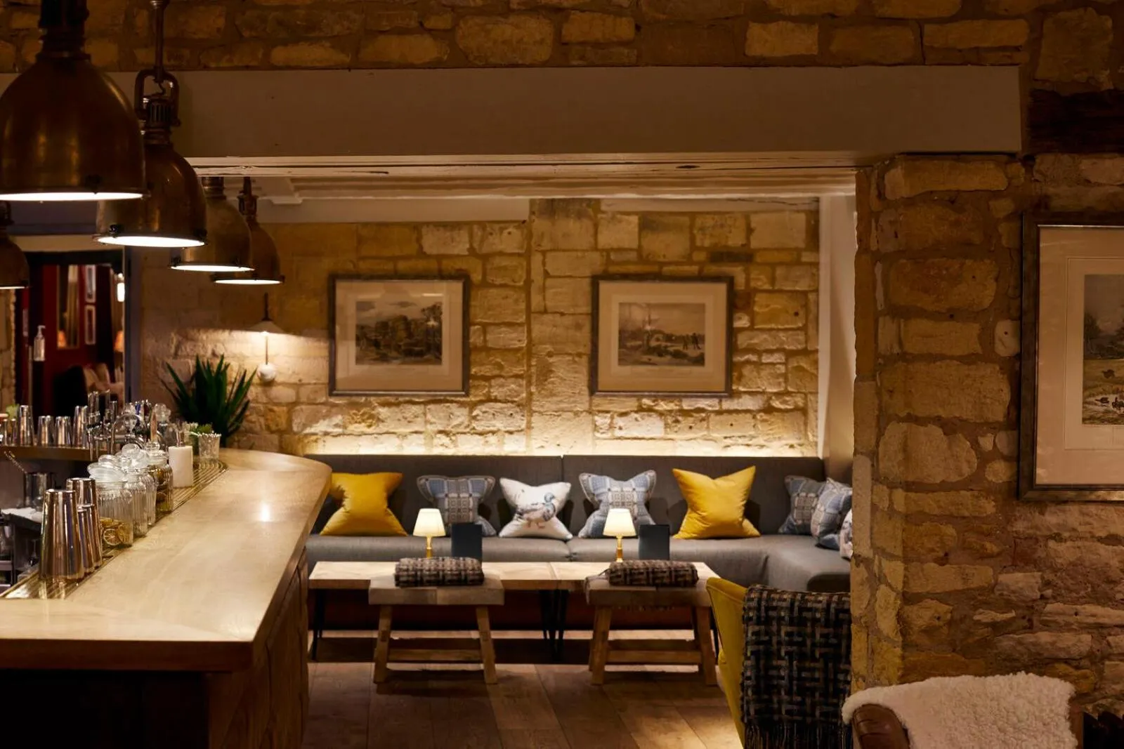 Lounge or bar in Dormy House Hotel