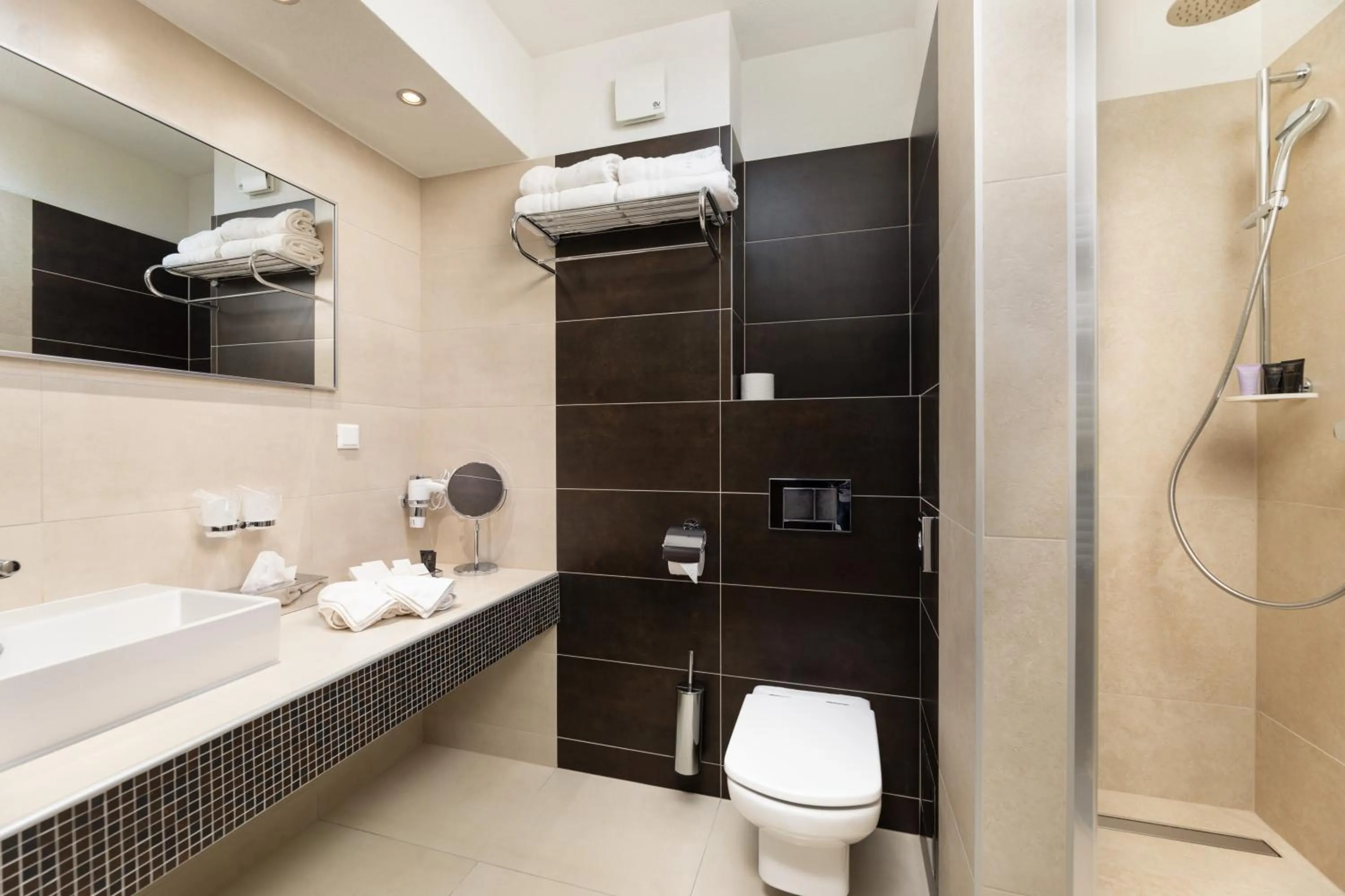 Bathroom in Hotel Marina