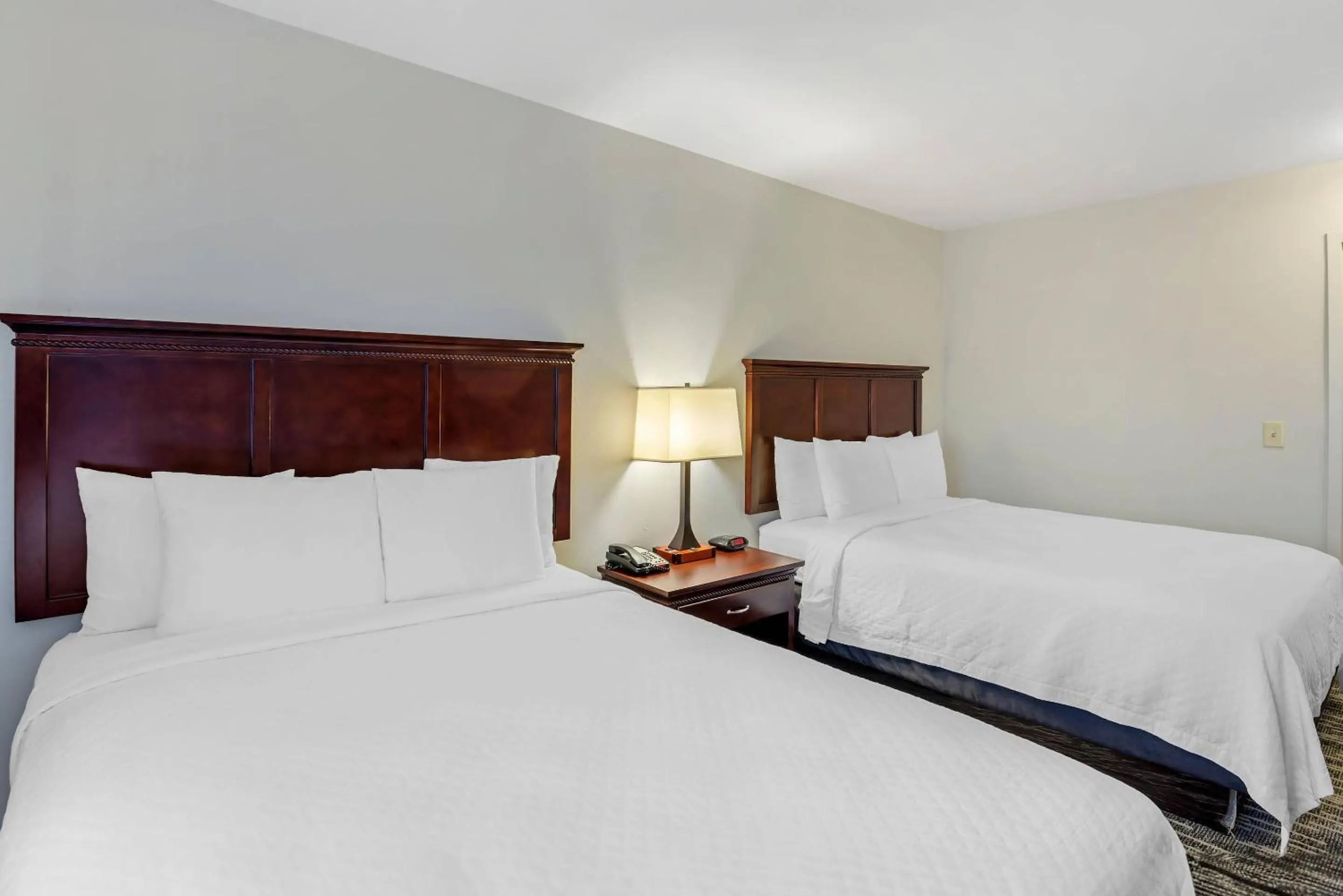 Bedroom, Bed in Country Inn & Suites by Radisson, Ashland - Hanover, VA