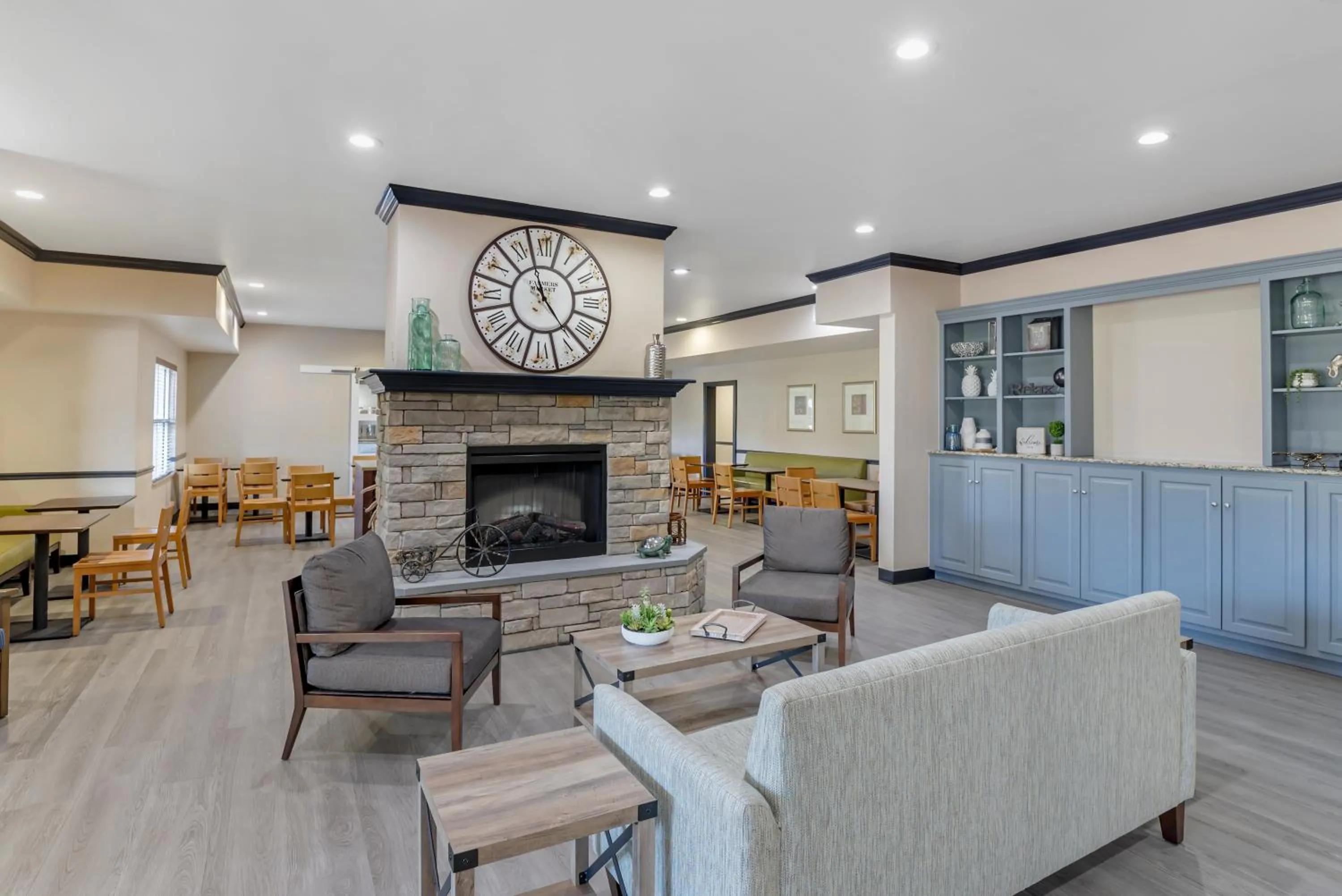 Lobby or reception in Country Inn & Suites by Radisson, Ashland - Hanover, VA