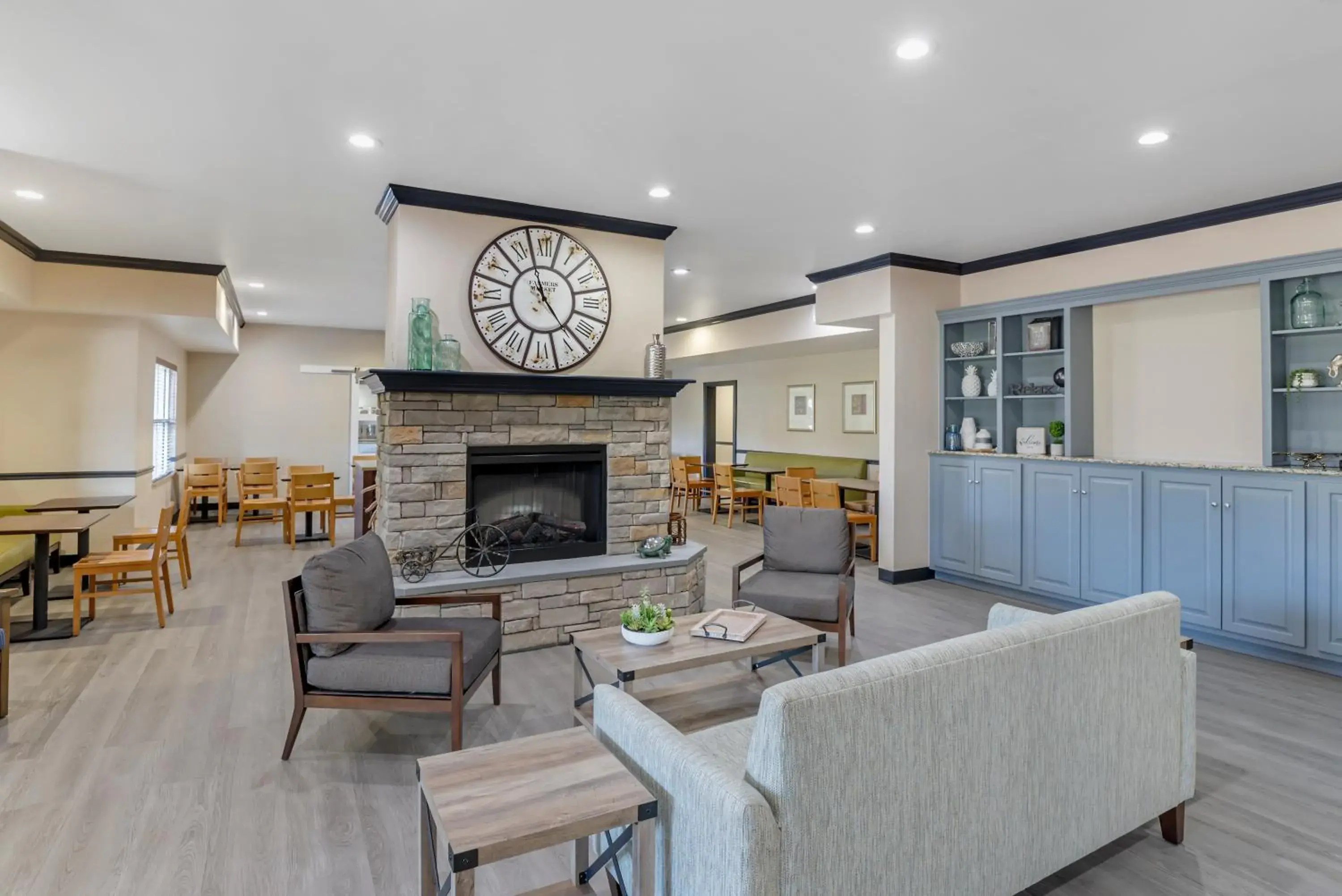 Lobby or reception in Country Inn & Suites by Radisson, Ashland - Hanover, VA Lobby or reception in Country Inn & Suites by Radisson, Ashland - Hanover, VA