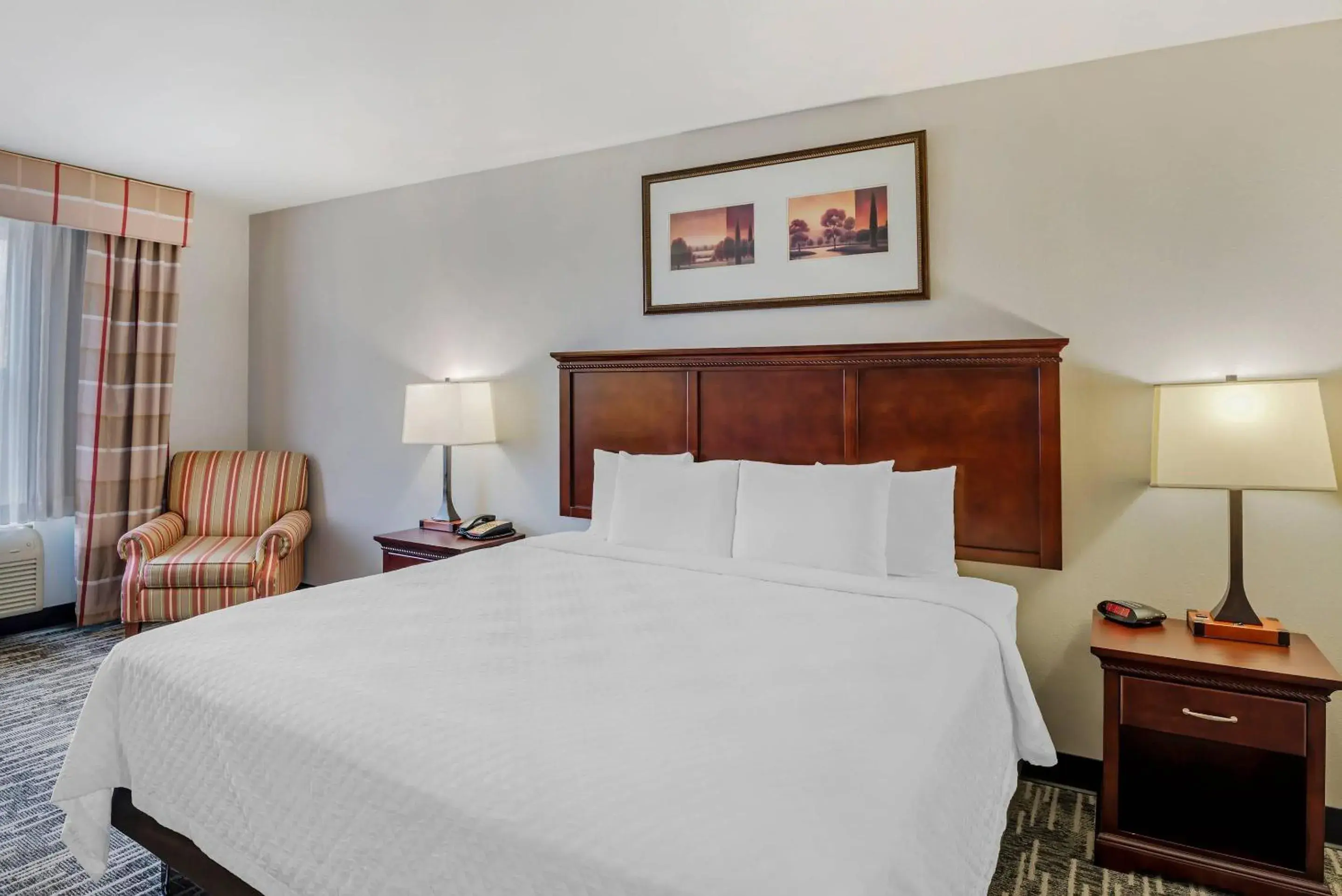 Bedroom, Bed in Country Inn & Suites by Radisson, Ashland - Hanover, VA Bedroom, Bed in Country Inn & Suites by Radisson, Ashland - Hanover, VA