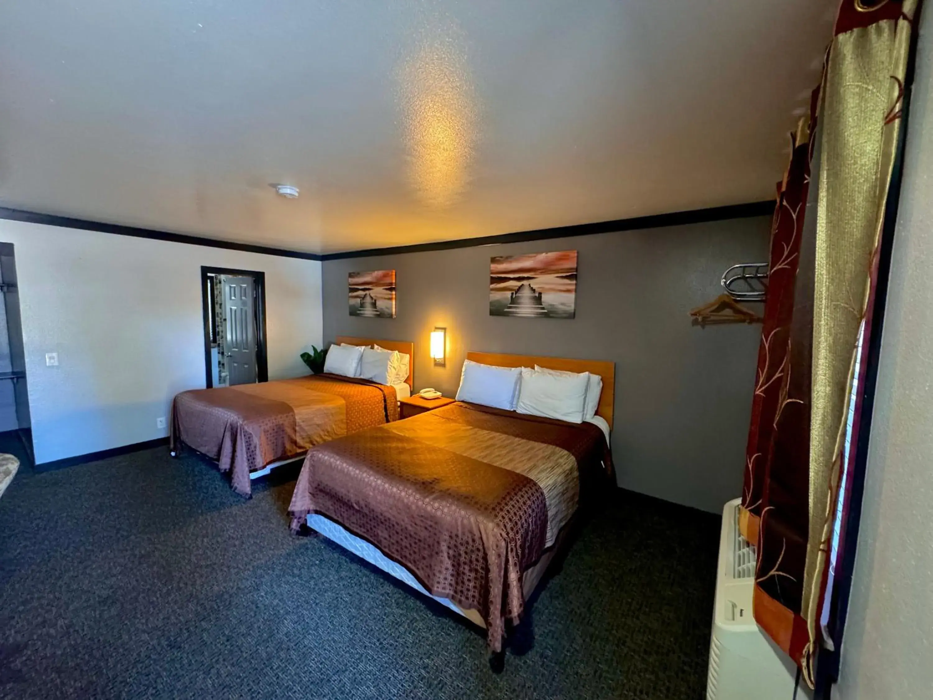 Bed in Cascade Lodge - Central Bend Retreat Bed in Cascade Lodge - Central Bend Retreat