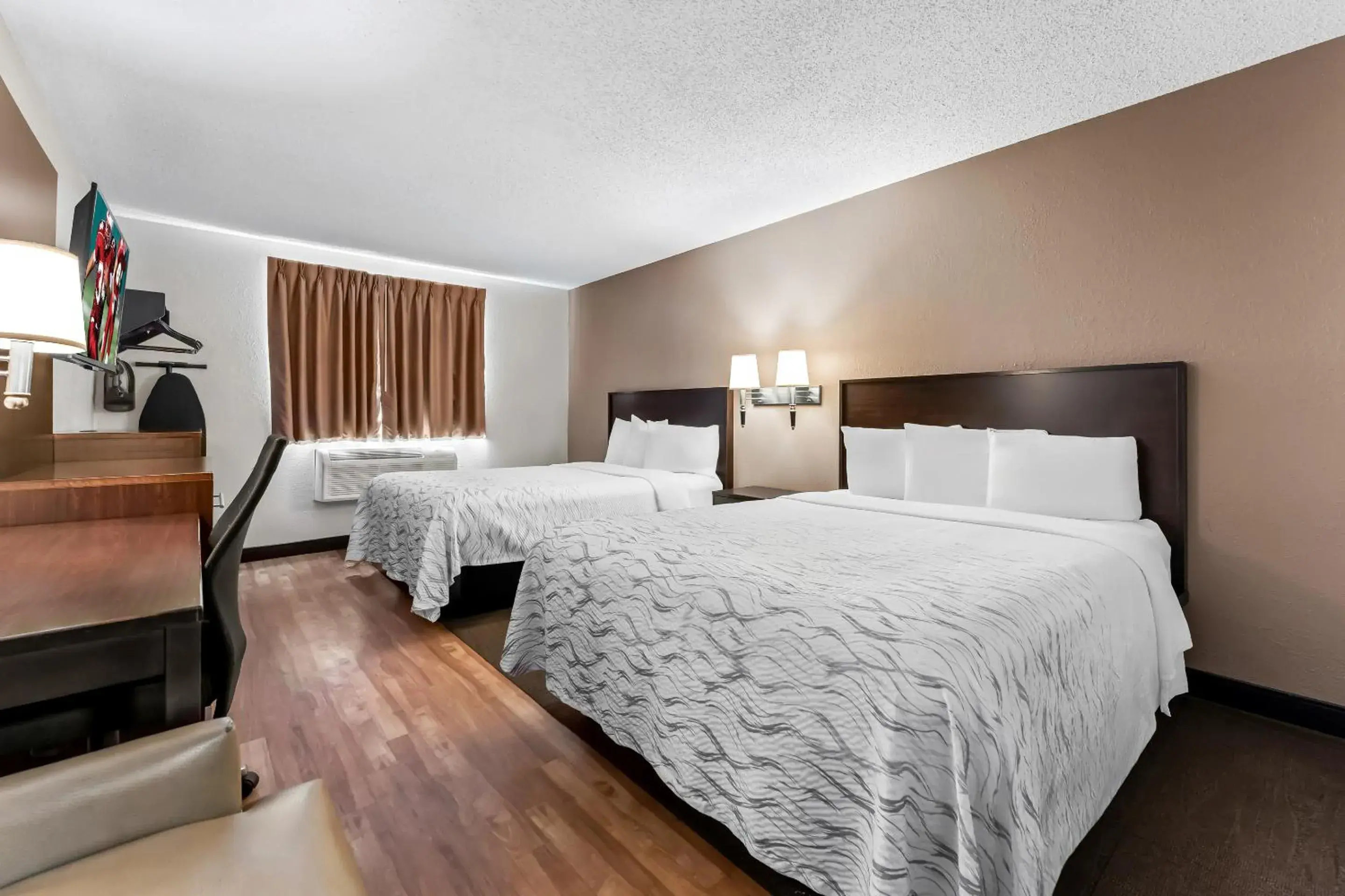 Deluxe Room with Two Queen Beds Third Floor Disability Access Smoke Free in Red Roof Inn PLUS+ & Suites Malone Deluxe Room with Two Queen Beds Third Floor Disability Access Smoke Free in Red Roof Inn PLUS+ & Suites Malone