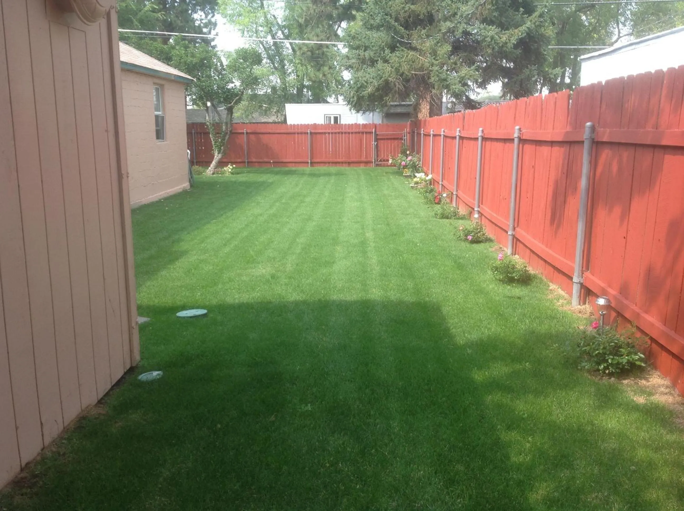 Garden in Holiday Motel Bend