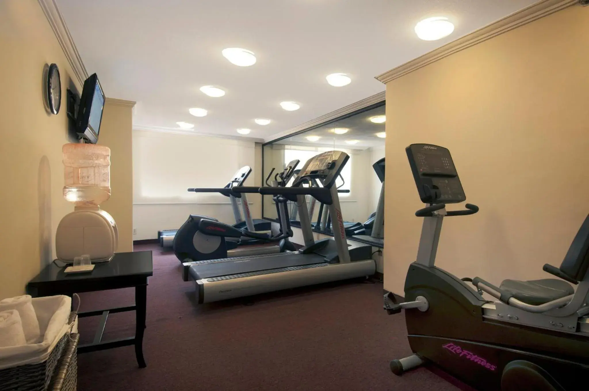Fitness centre/facilities in Fiesta Inn Toluca Centro Fitness centre/facilities in Fiesta Inn Toluca Centro
