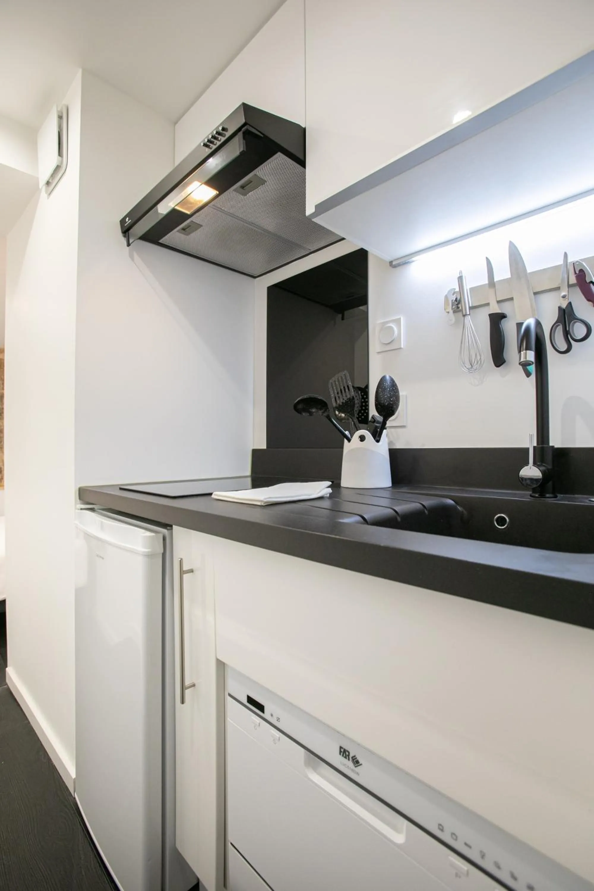 Kitchen or kitchenette in L' échafaud - Apparts de standing - Centre historique