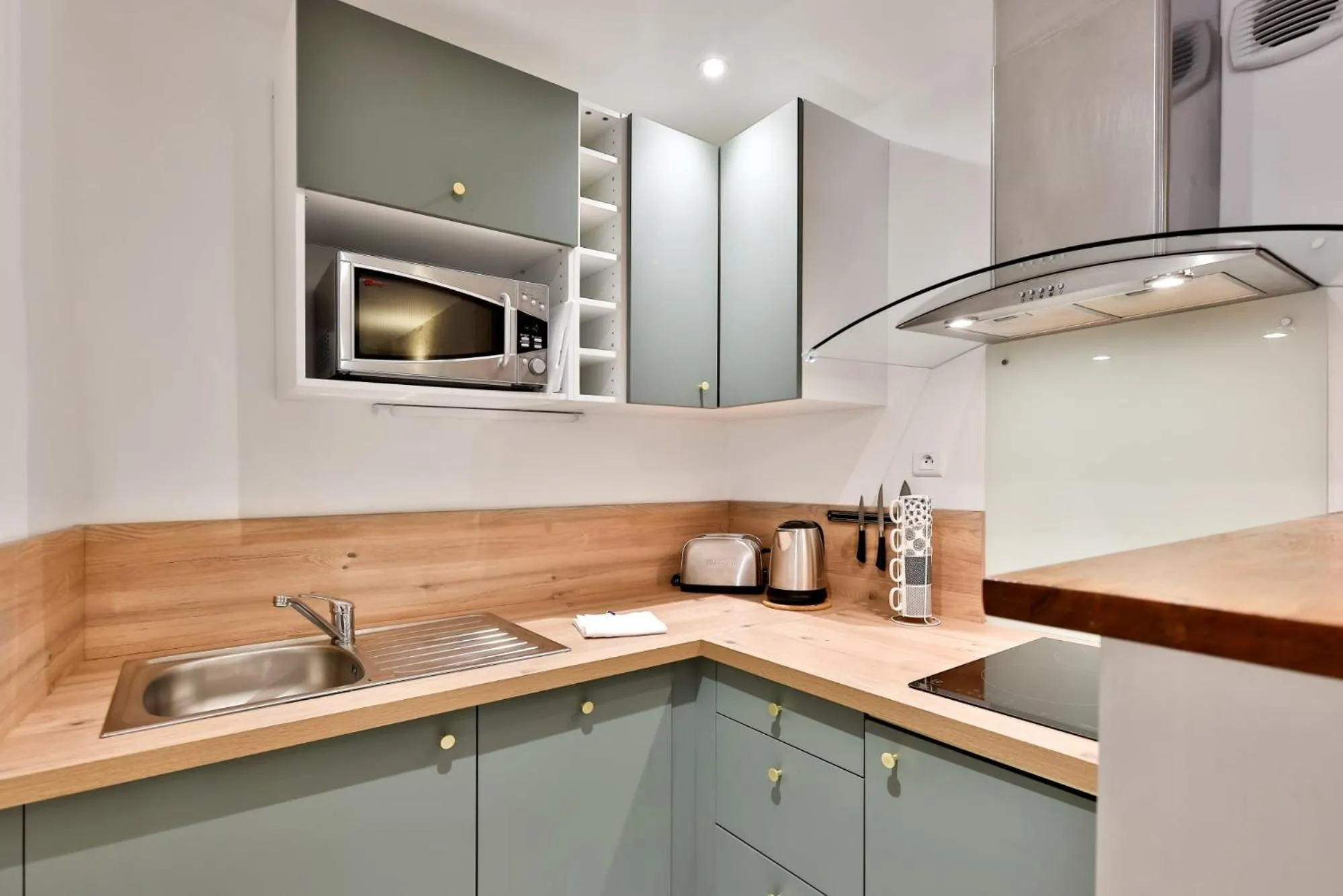 Kitchen or kitchenette in L' échafaud - Apparts de standing - Centre historique