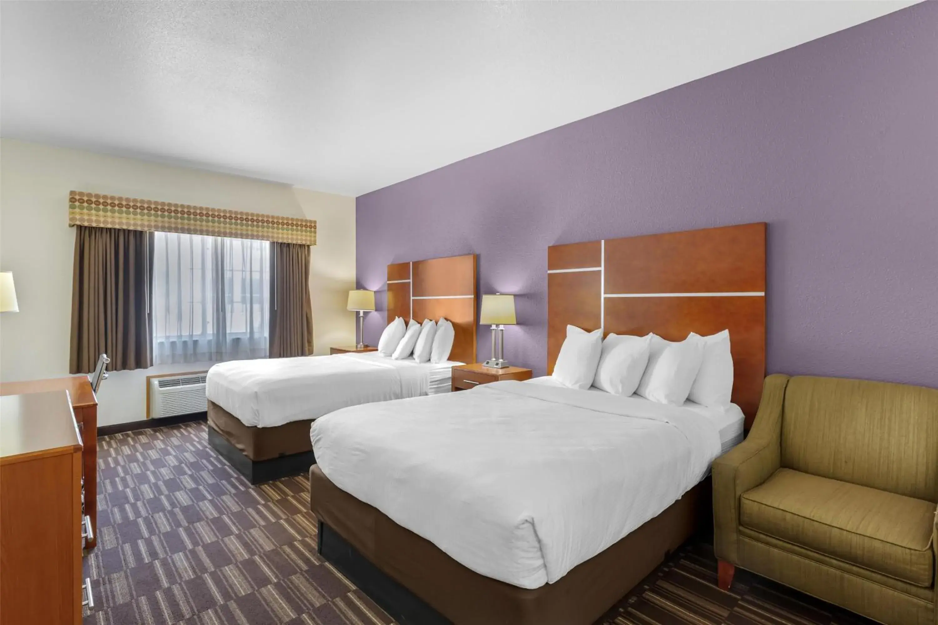 Bedroom, Bed in Best Western Firestone Inn & Suites Bedroom, Bed in Best Western Firestone Inn & Suites