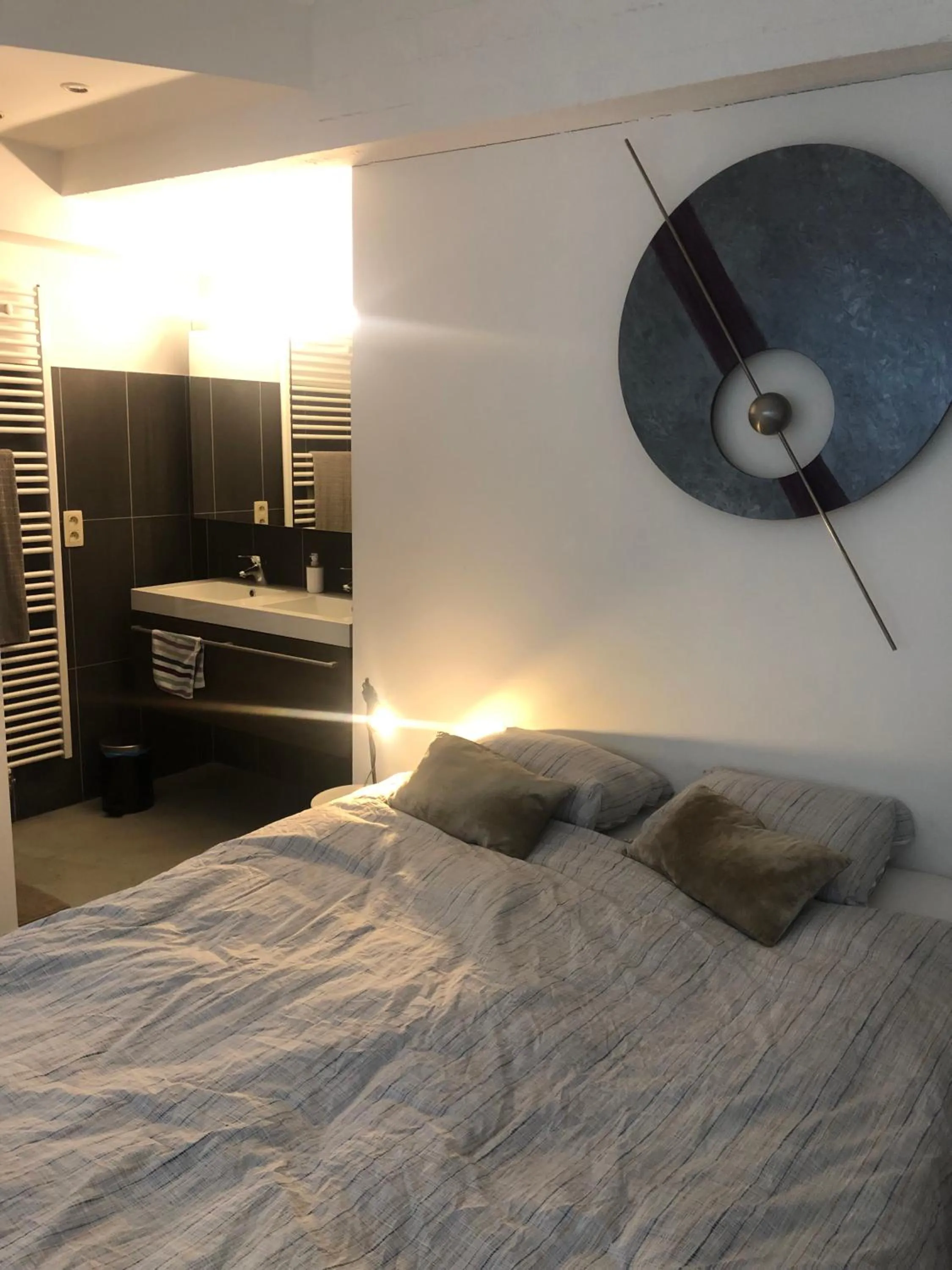 Bed in B&B Loft Jamar Gare Du Midi