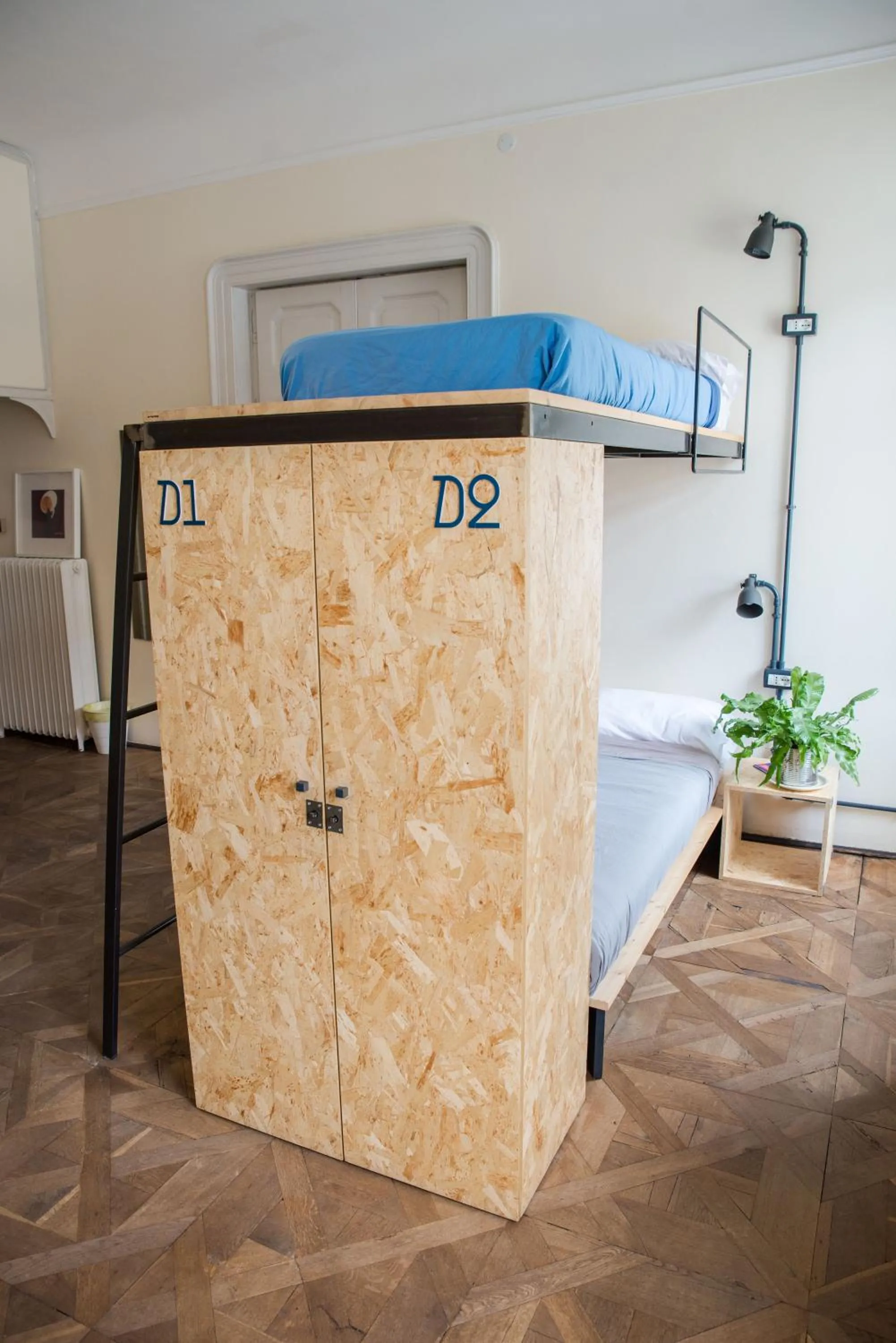 Bunk Bed In 4 Beds Mixed Dormitory Room in ControVento