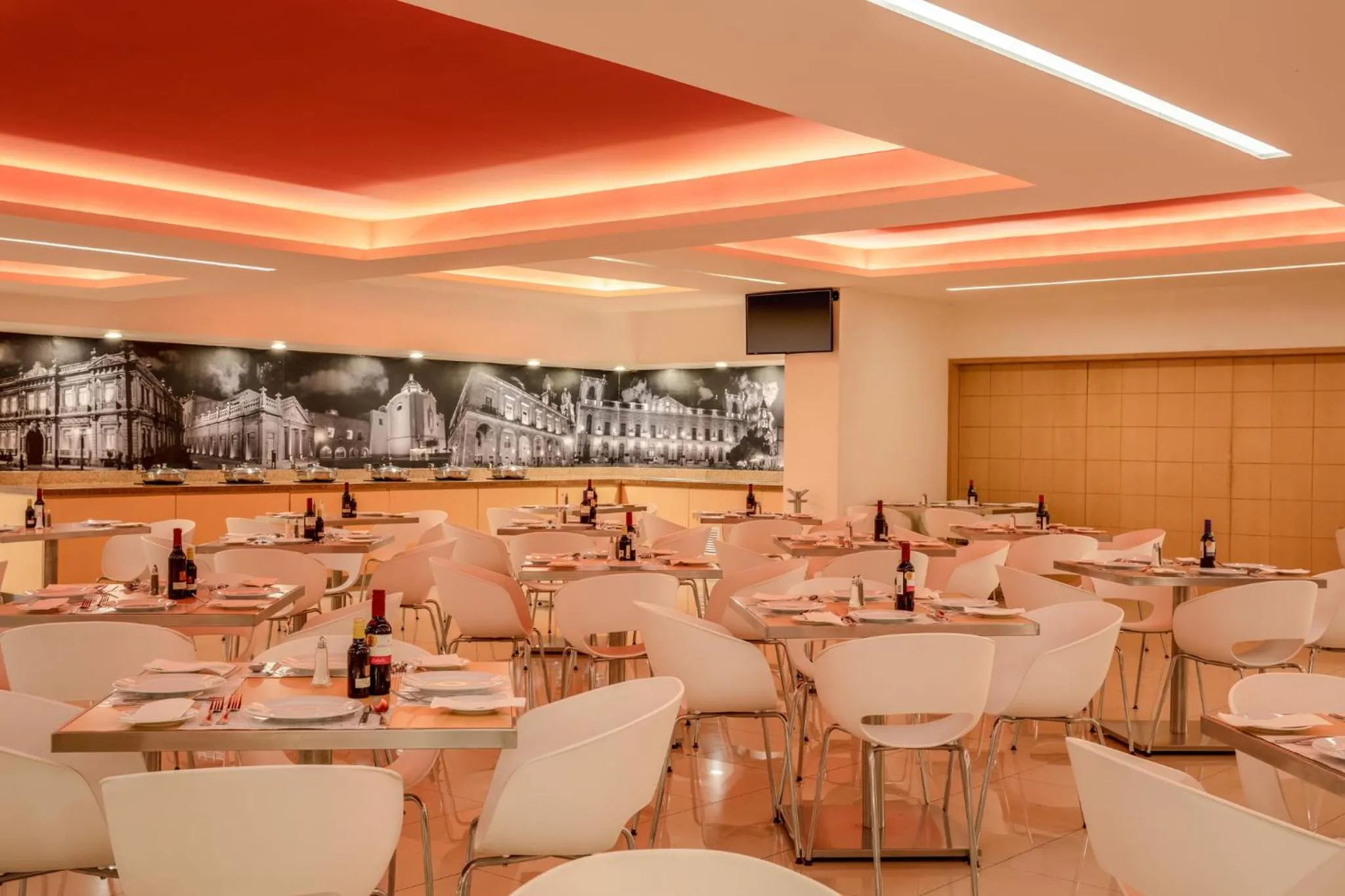 Restaurant/places to eat in Fiesta Inn San Luis Potosi Glorieta Juarez