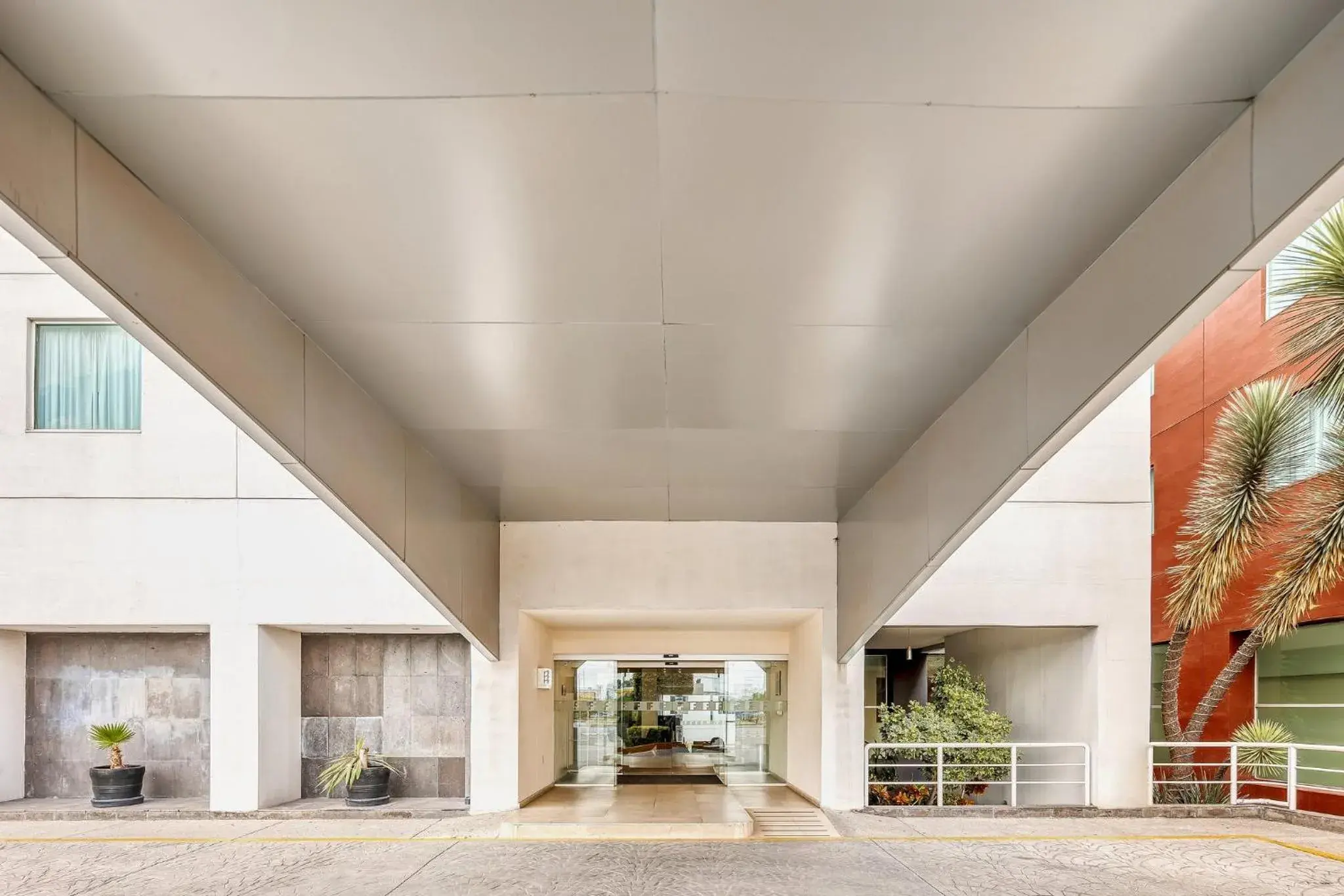Lobby or reception in Fiesta Inn San Luis Potosi Oriente Lobby or reception in Fiesta Inn San Luis Potosi Oriente