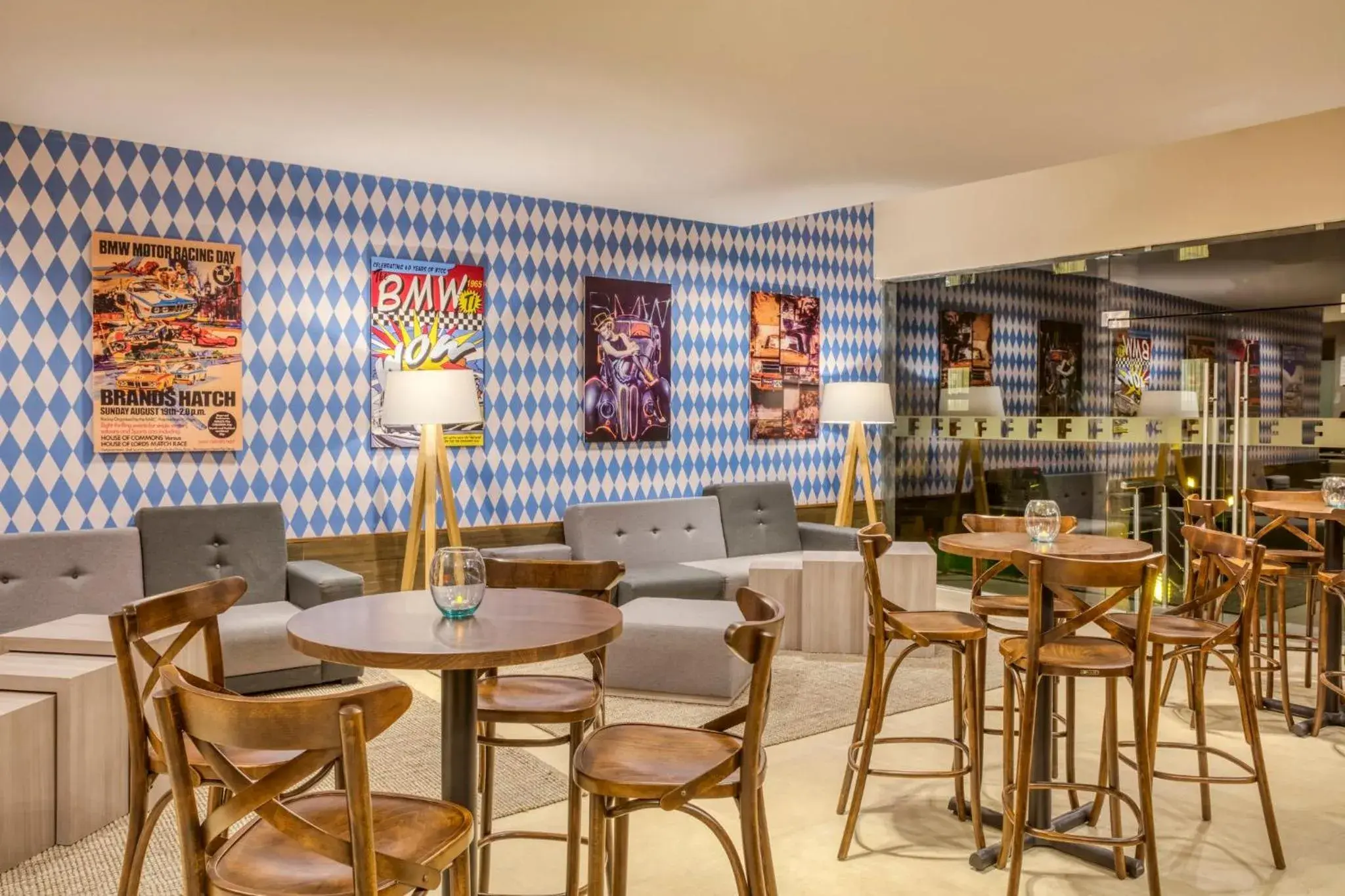 Living room in Fiesta Inn Express San Luis Potosí Oriente Living room in Fiesta Inn Express San Luis Potosí Oriente