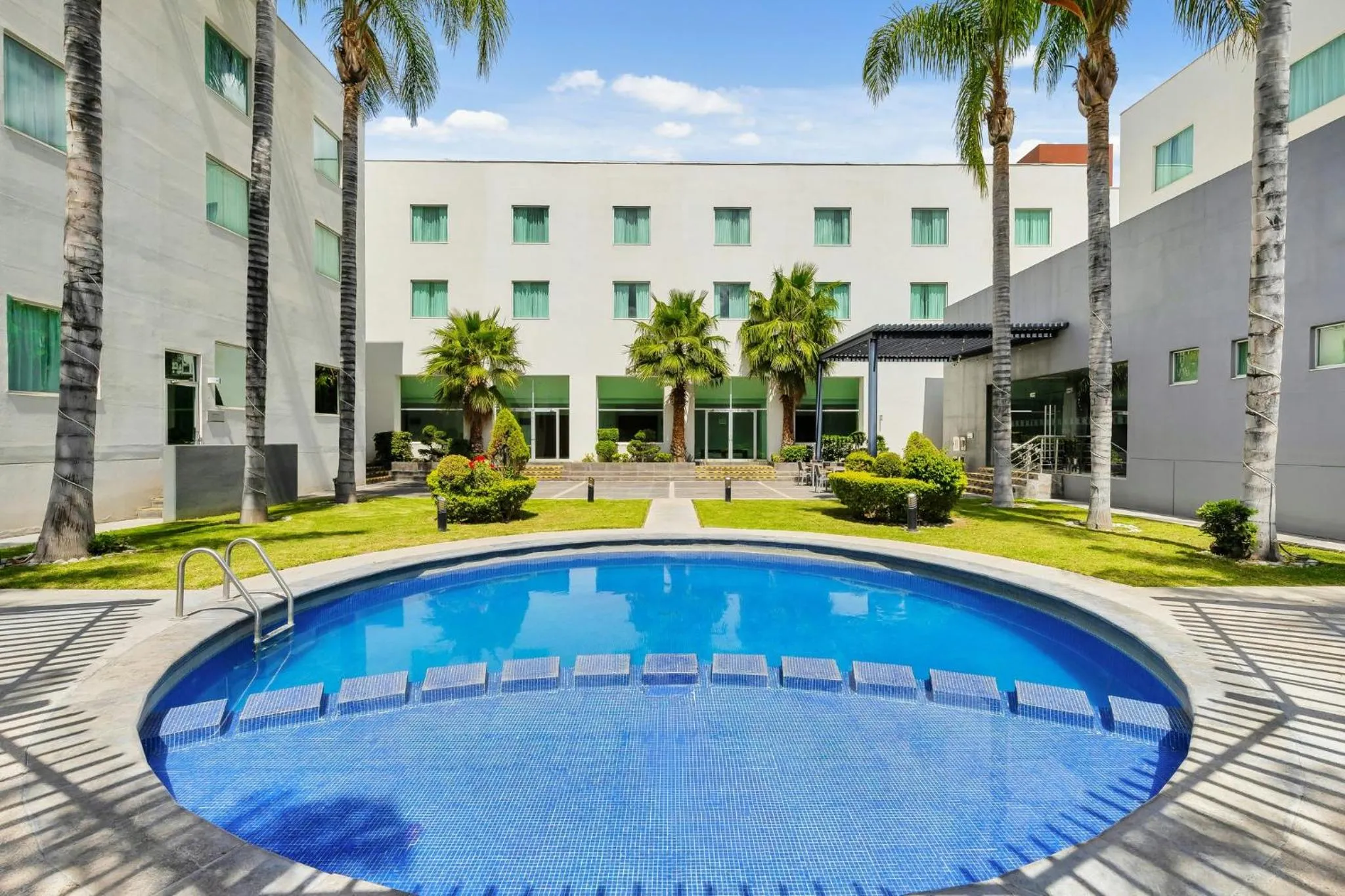 Meeting/conference room in Fiesta Inn Express San Luis Potosí Oriente