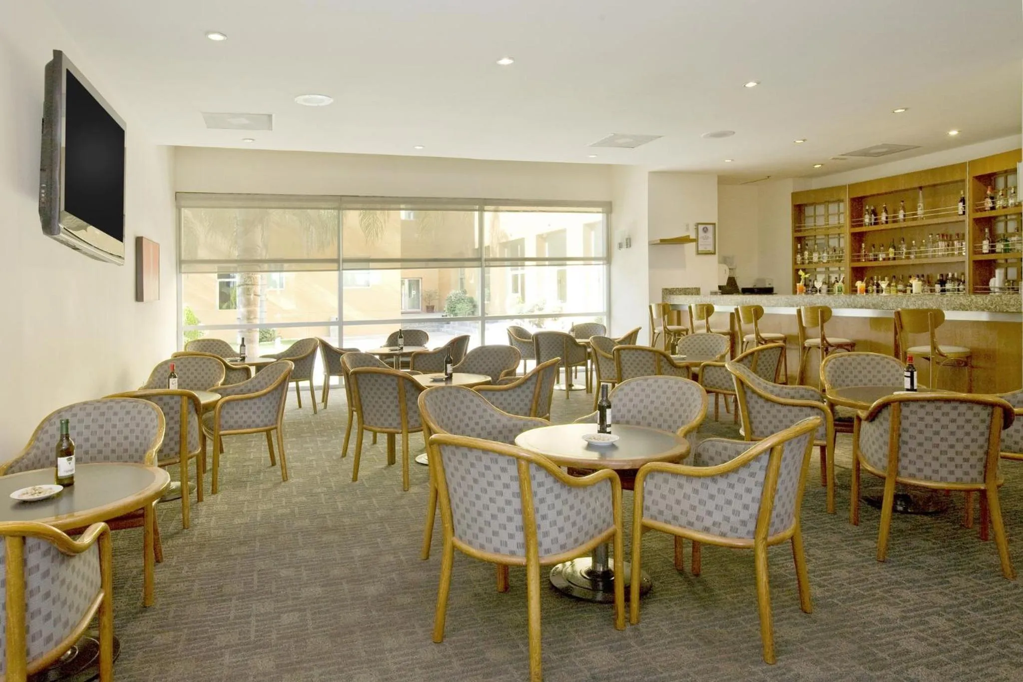 Lobby or reception in Fiesta Inn Express San Luis Potosí Oriente