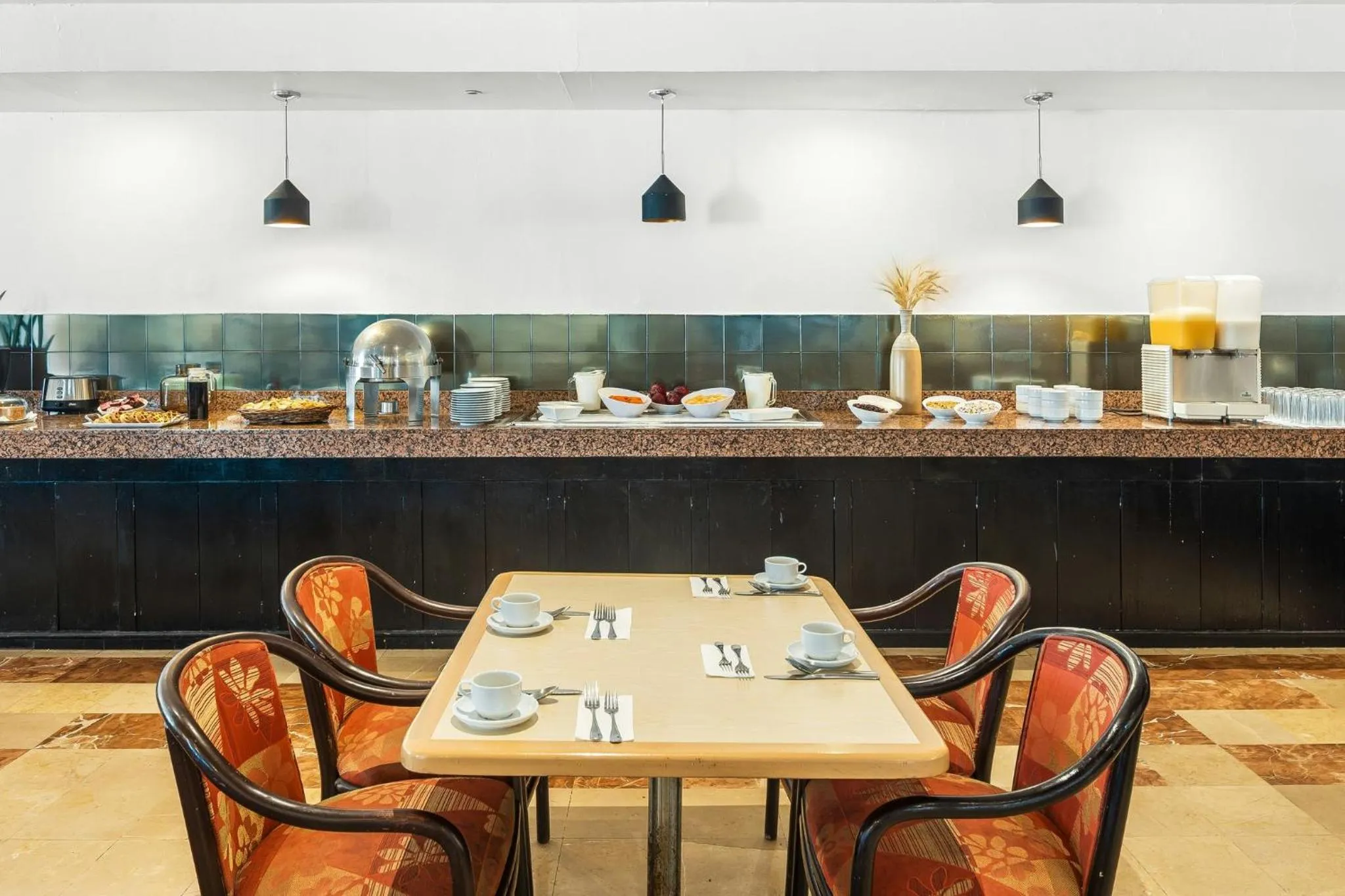 Restaurant/places to eat in Fiesta Inn Express Hermosillo