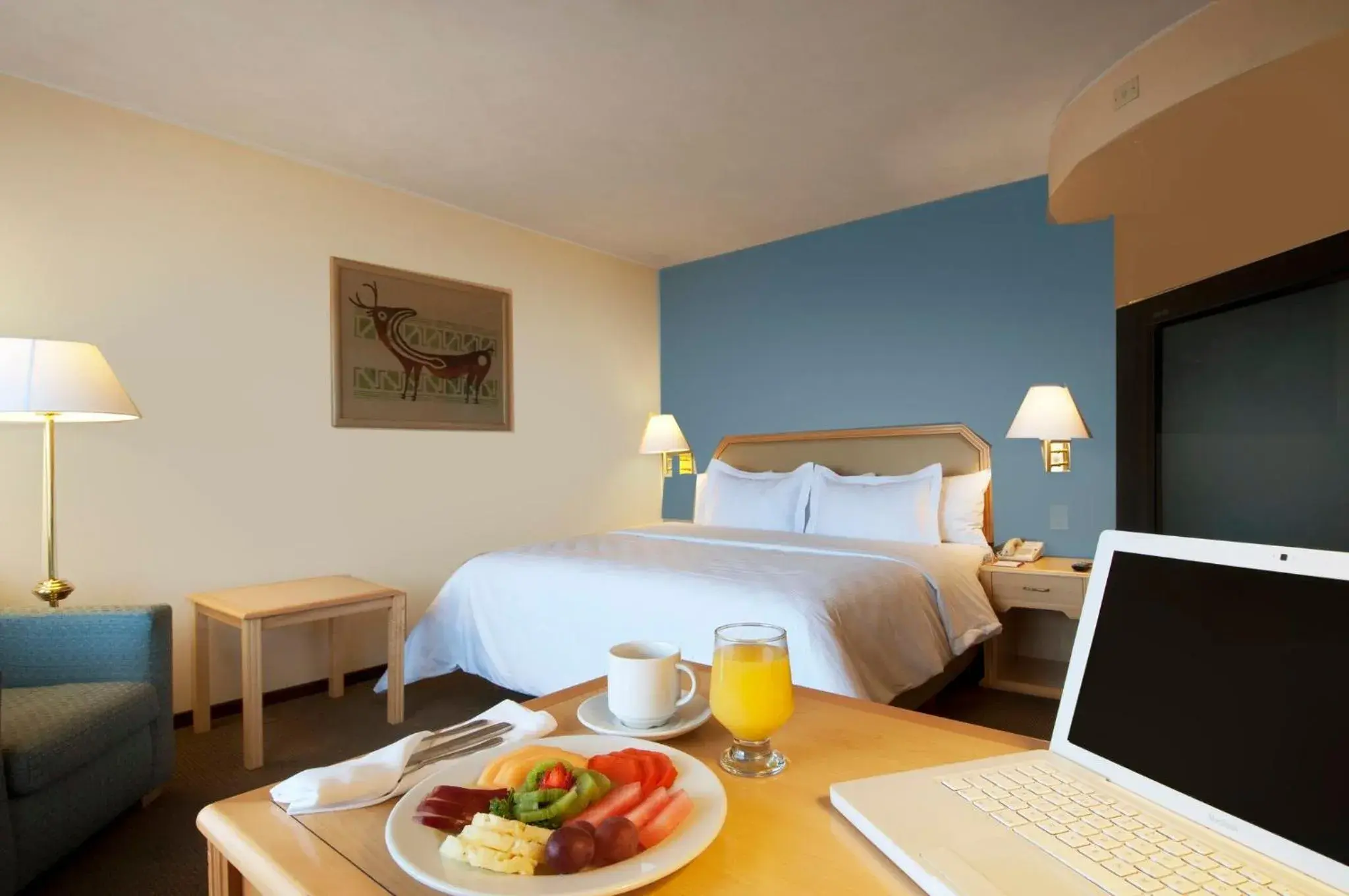 Photo of the whole room, Bed in Fiesta Inn Express Hermosillo Photo of the whole room, Bed in Fiesta Inn Express Hermosillo