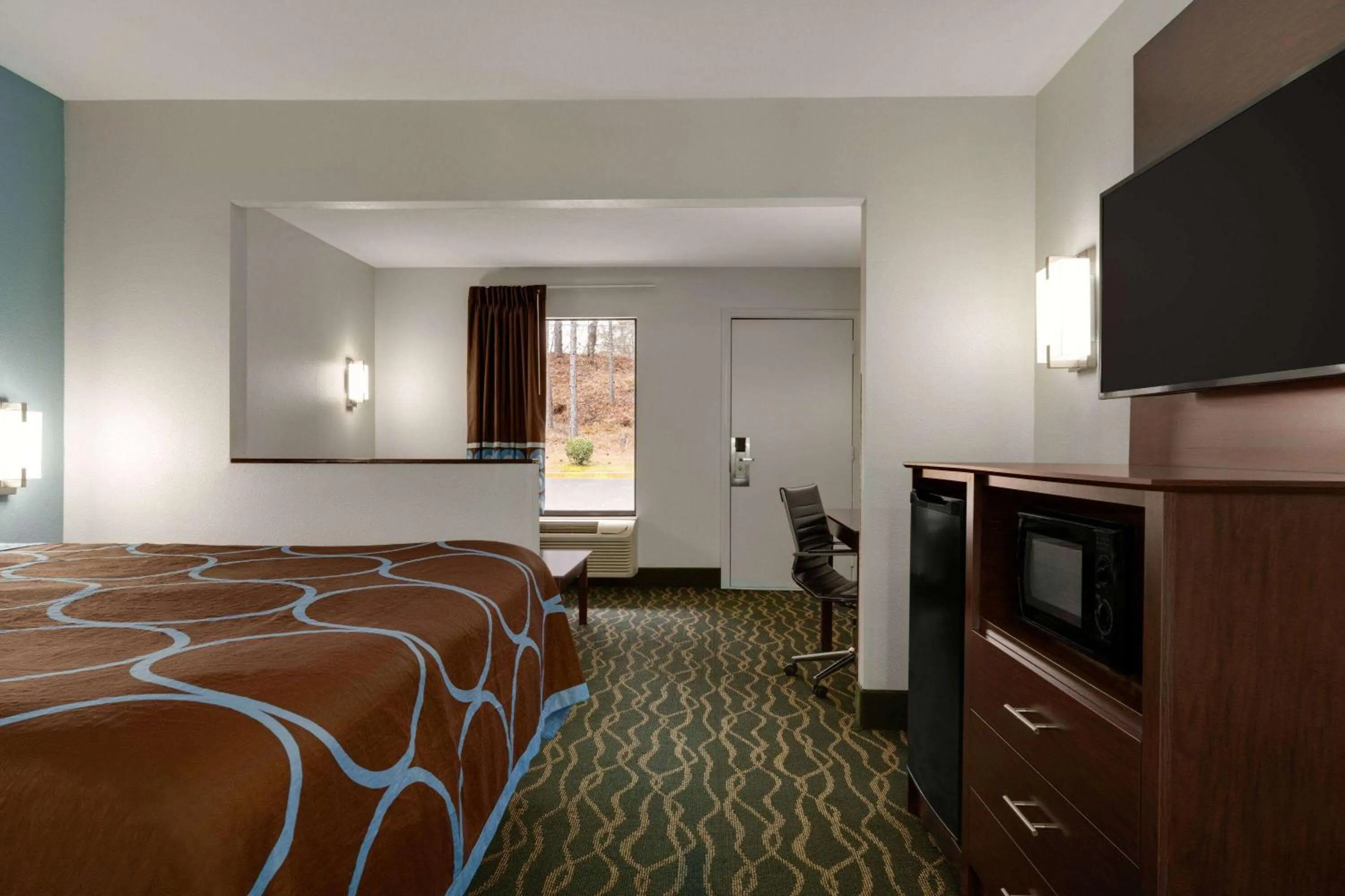 Bed in Super 8 by Wyndham Pearl/Jackson/East