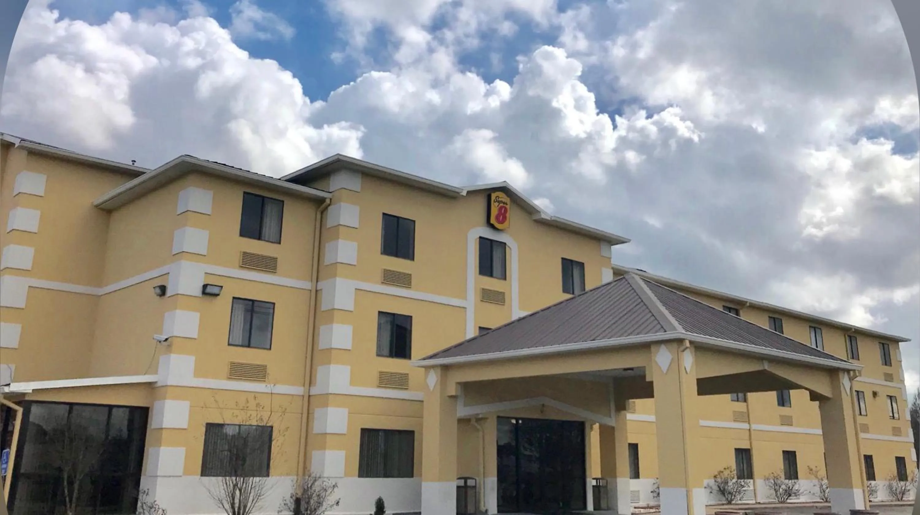 Facade/entrance in Super 8 by Wyndham Jackson Ridgeland