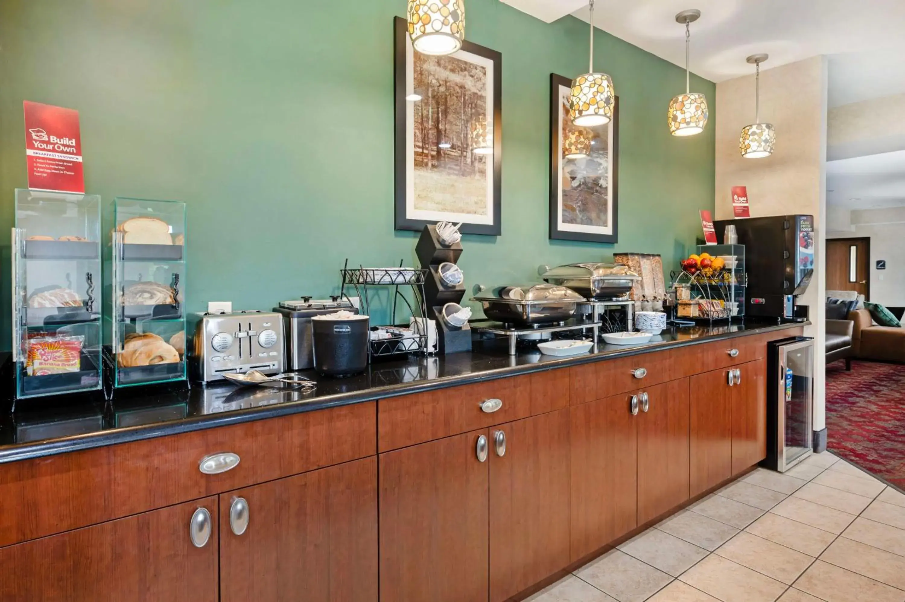 Breakfast in Best Western Plus Howe Inn Breakfast in Best Western Plus Howe Inn