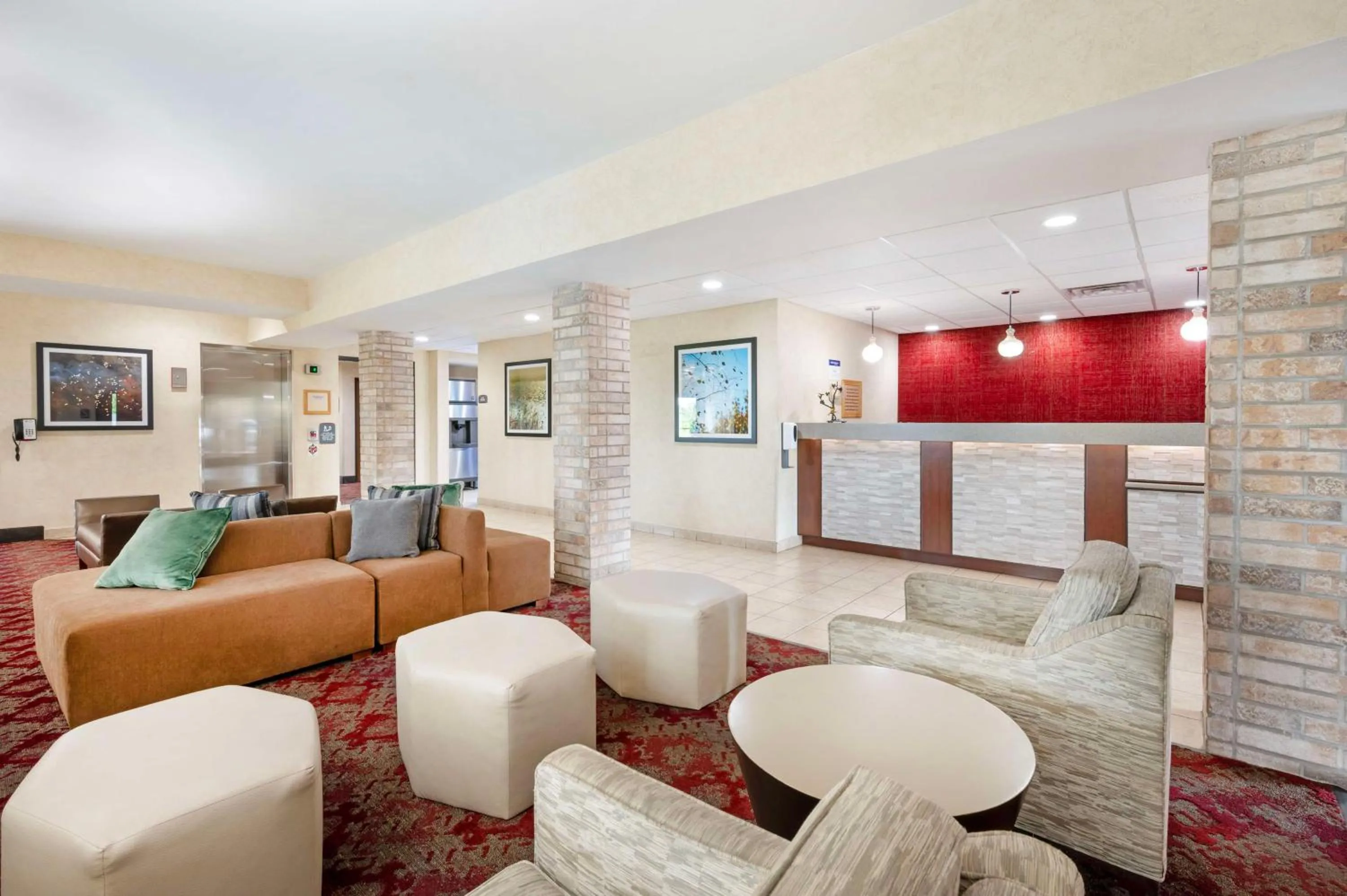 Lobby or reception in Best Western Plus Howe Inn