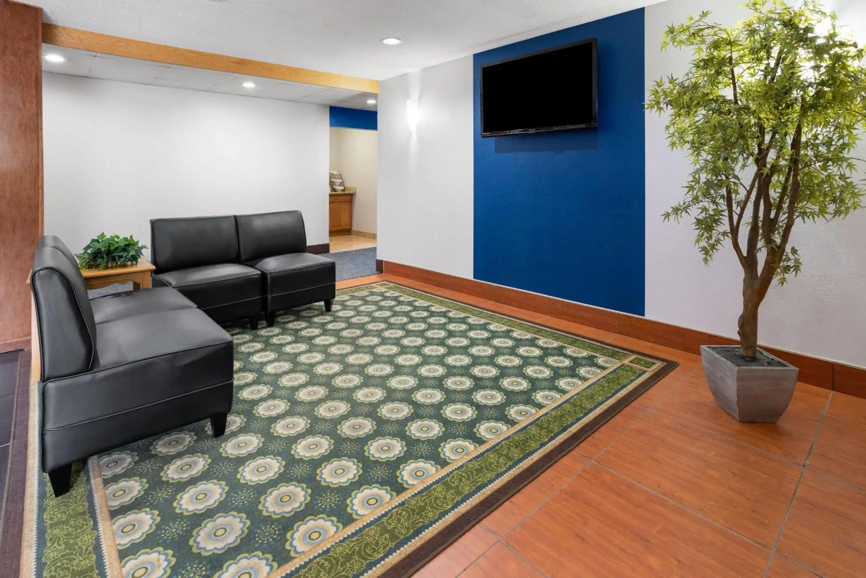 Lobby or reception in Microtel Inn by Wyndham - Albany Airport Lobby or reception in Microtel Inn by Wyndham - Albany Airport