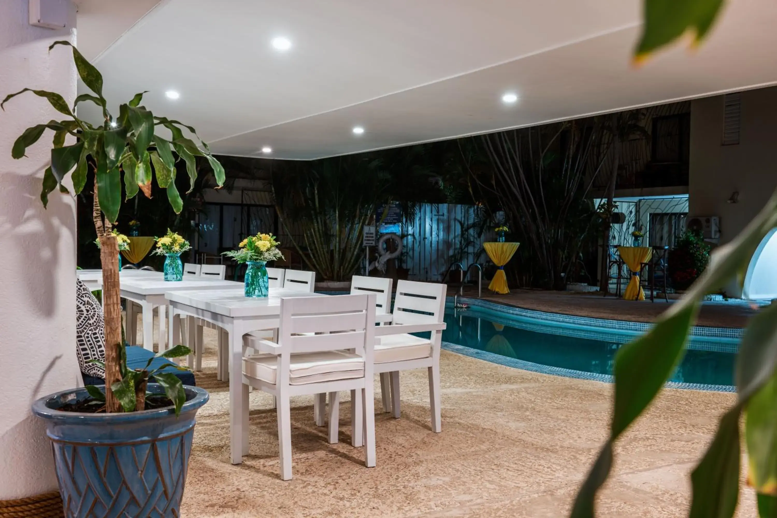 Restaurant/places to eat in Pirate's Inn Restaurant/places to eat in Pirate's Inn