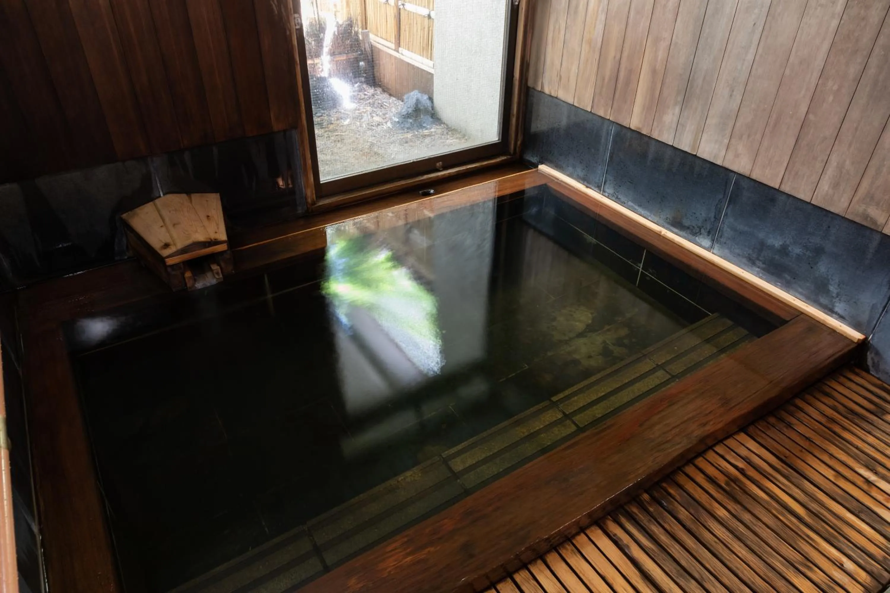 Hot Spring Bath in Hotel Danrokan
