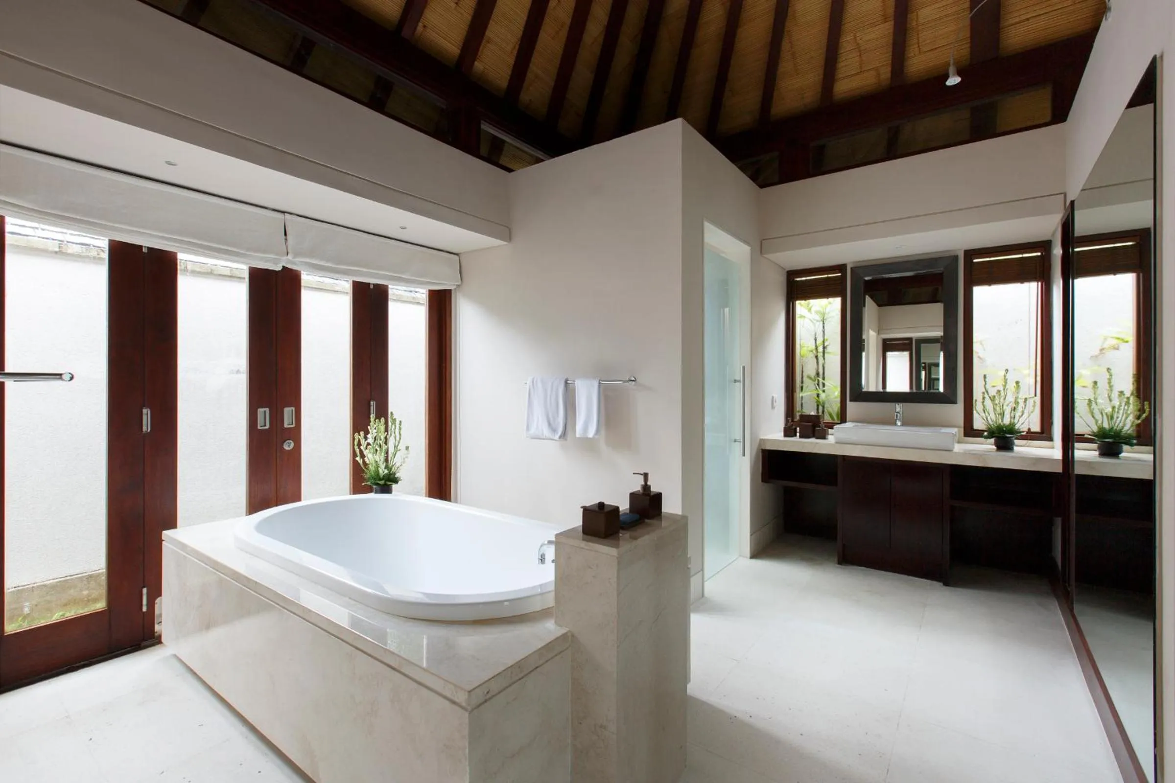 Bathroom in The Ungasan Clifftop Resort