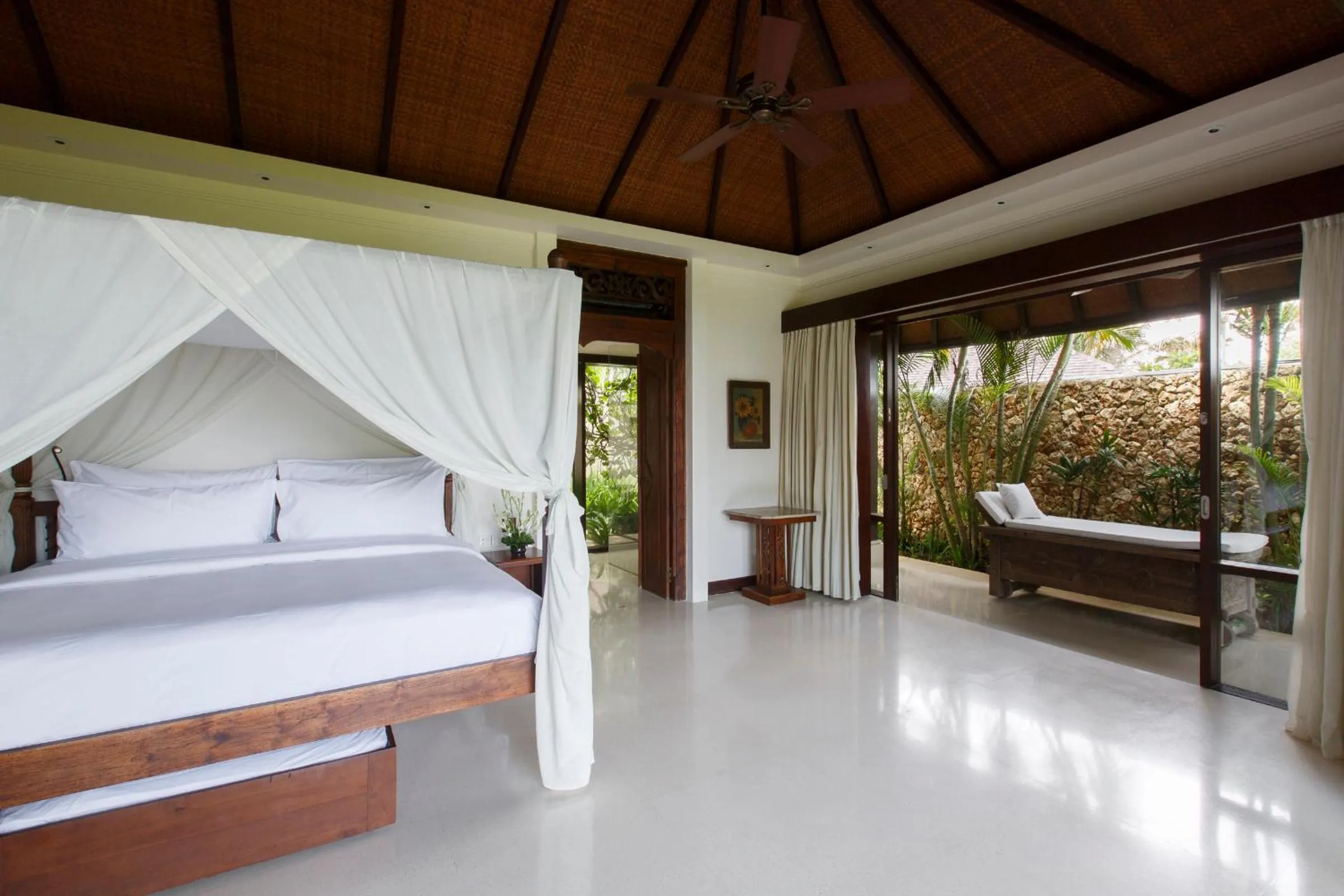 Bedroom, Bed in The Ungasan Clifftop Resort