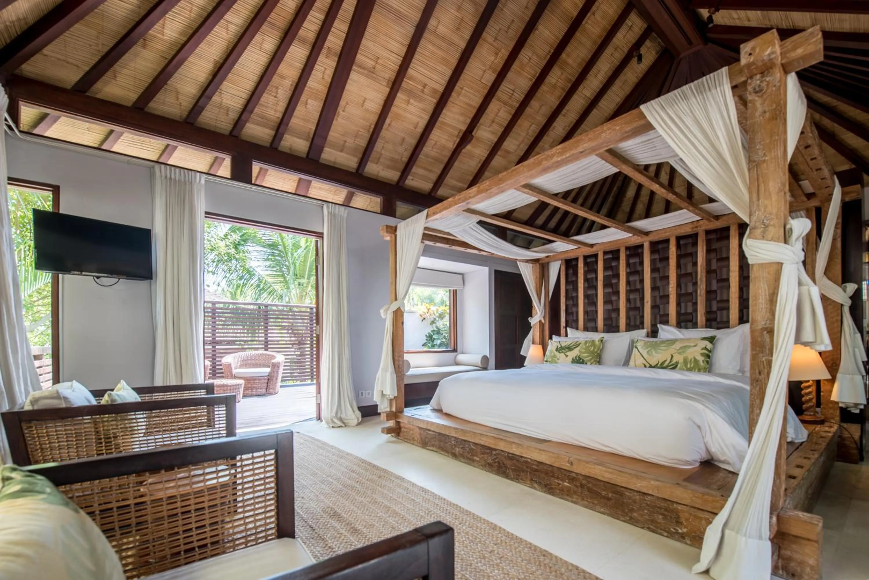 Bed in The Ungasan Clifftop Resort