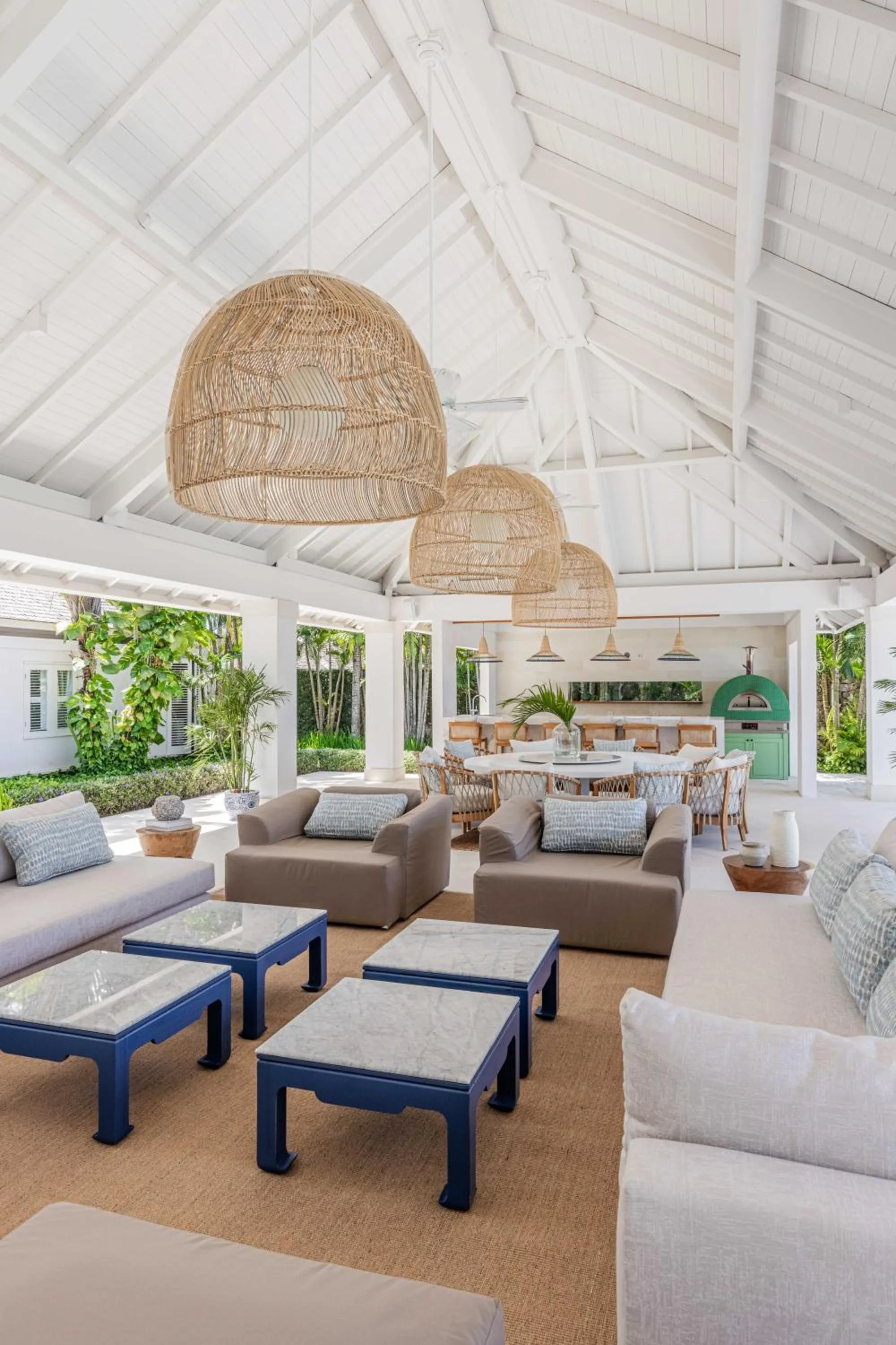 Living room in The Ungasan Clifftop Resort