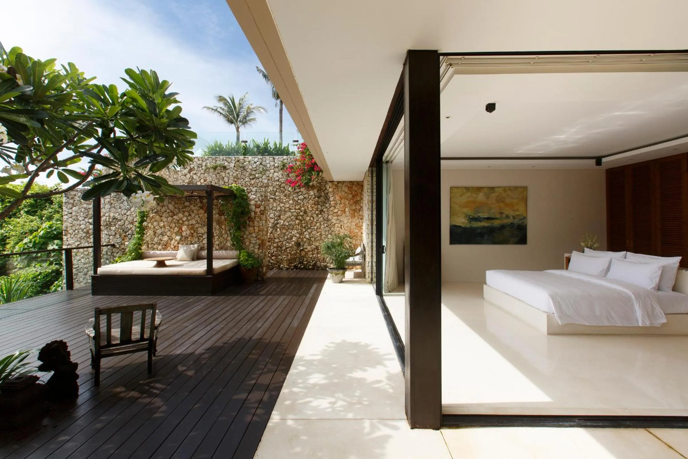 Bed in The Ungasan Clifftop Resort