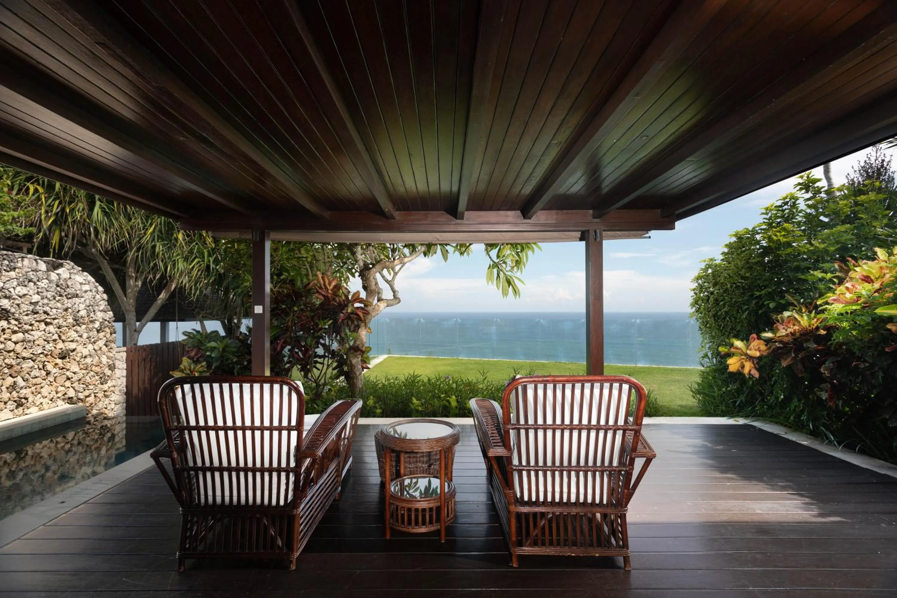 Balcony/Terrace in The Ungasan Clifftop Resort