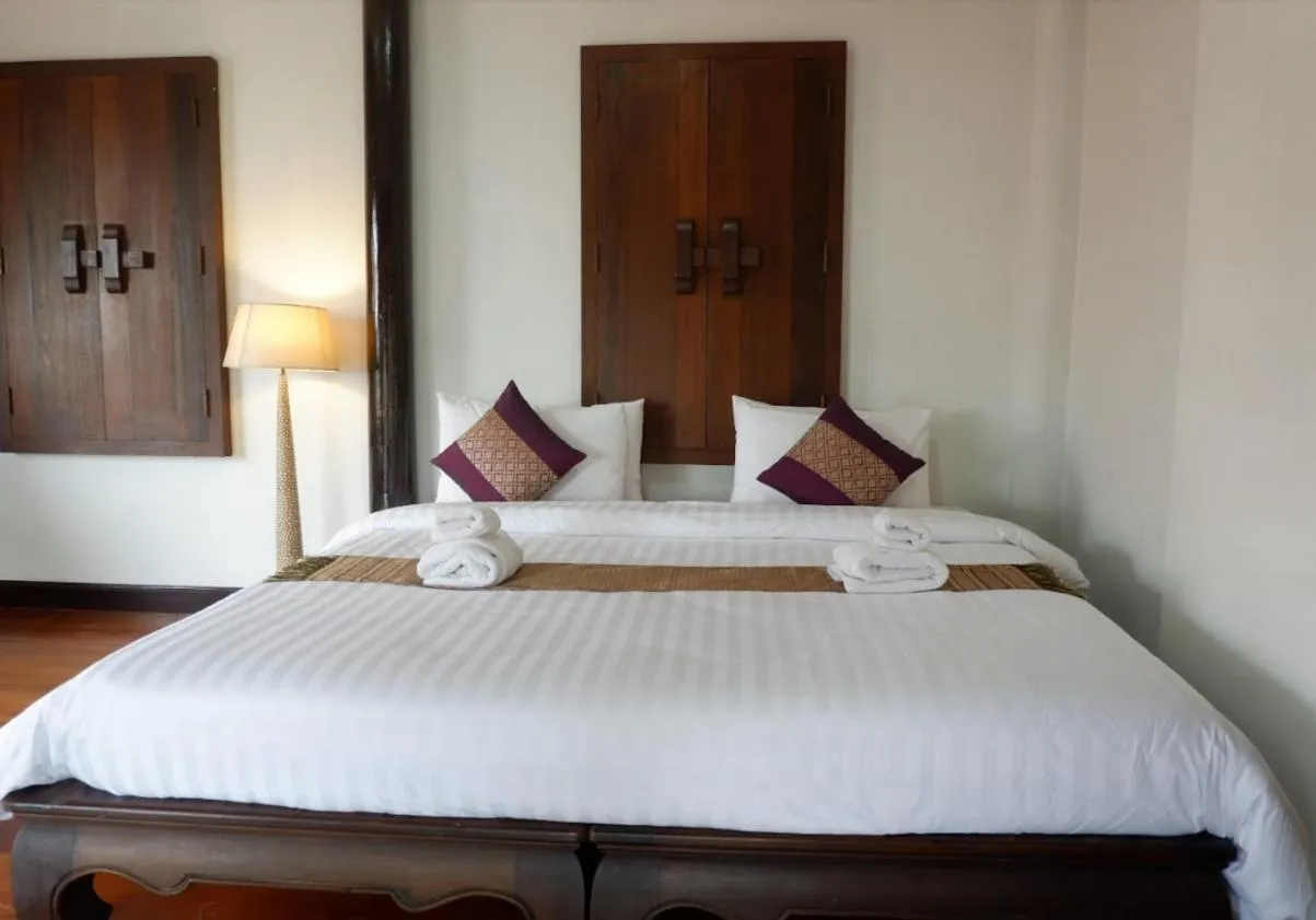 Bed in Ayutthaya Garden River Home