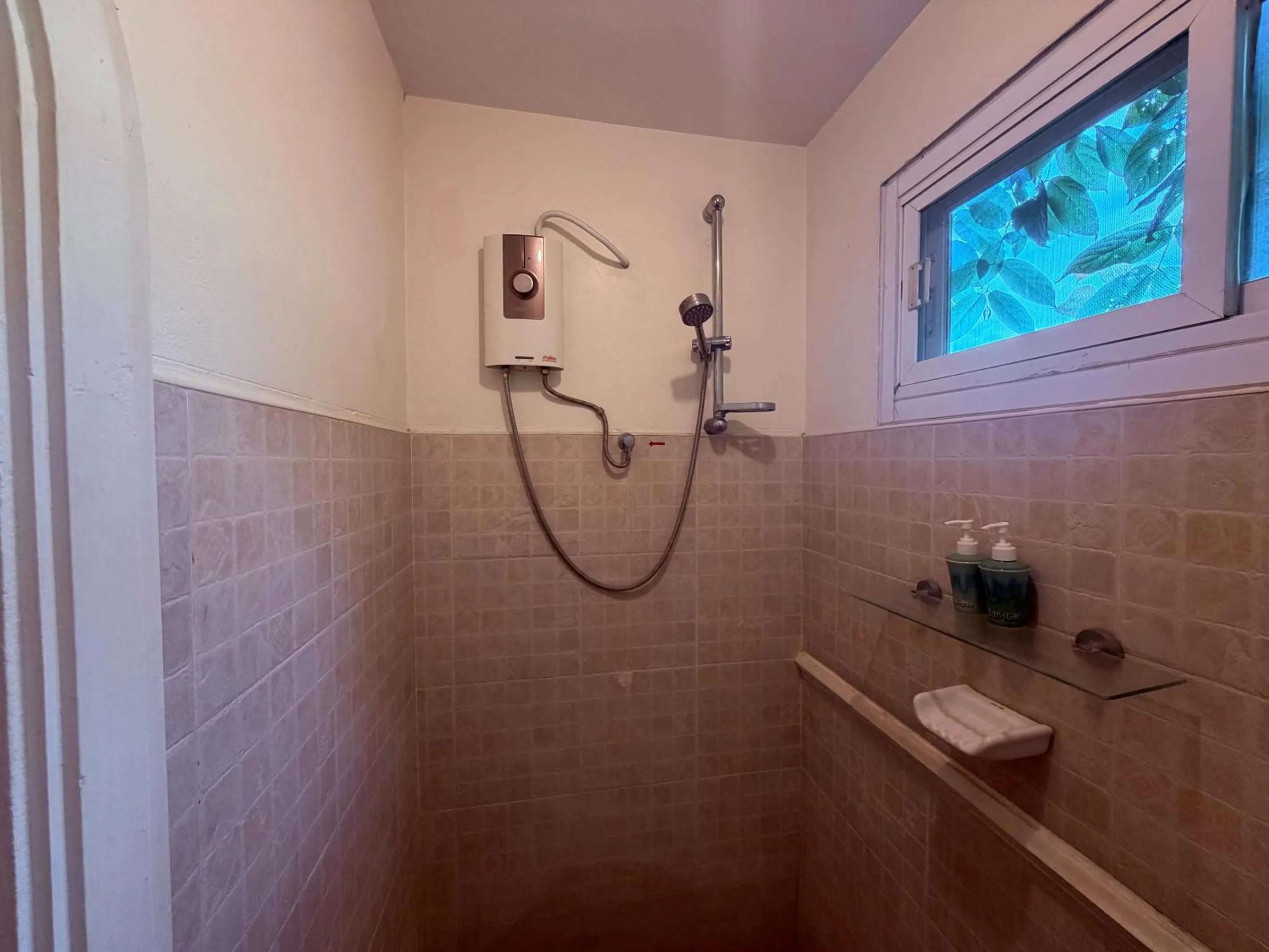 Bathroom in Ayutthaya Garden River Home