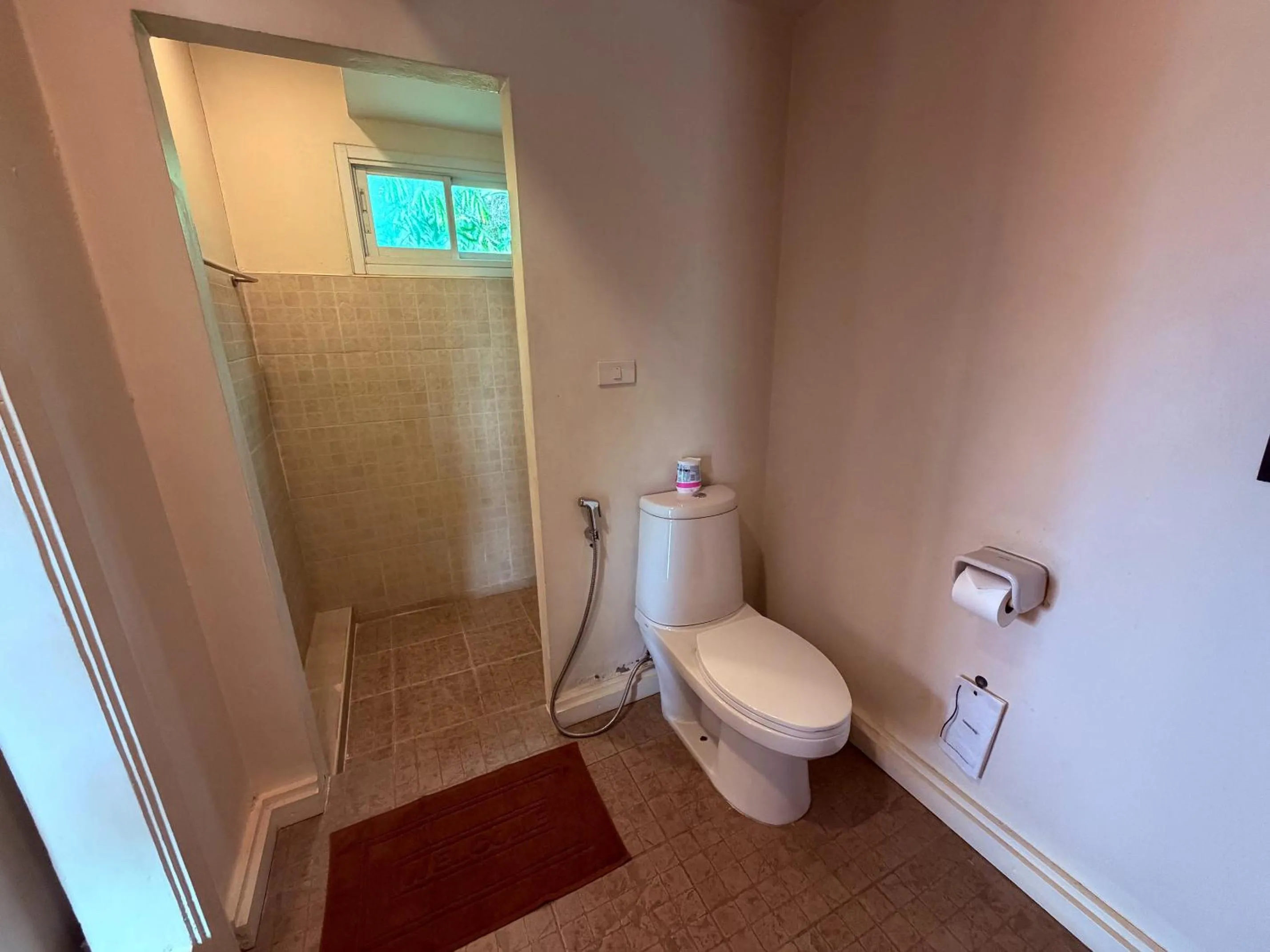 Bathroom in Ayutthaya Garden River Home