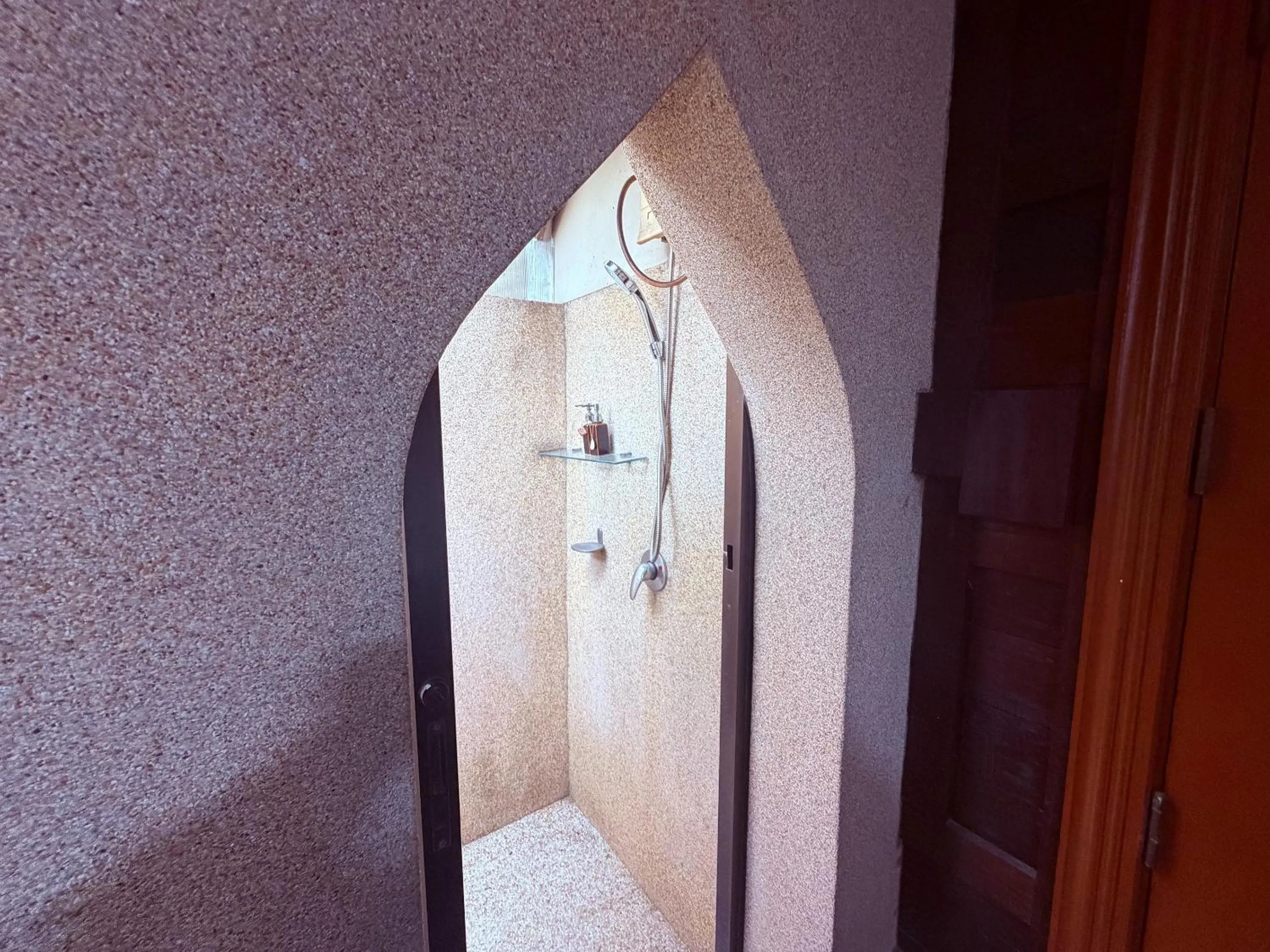 Bathroom in Ayutthaya Garden River Home