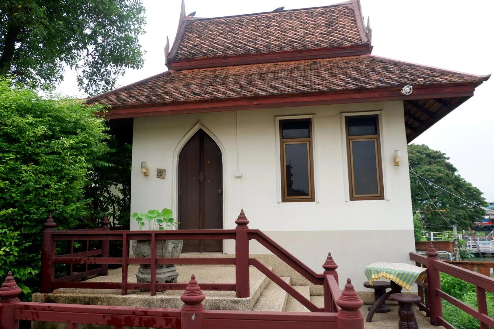 Ayutthaya Garden River Home