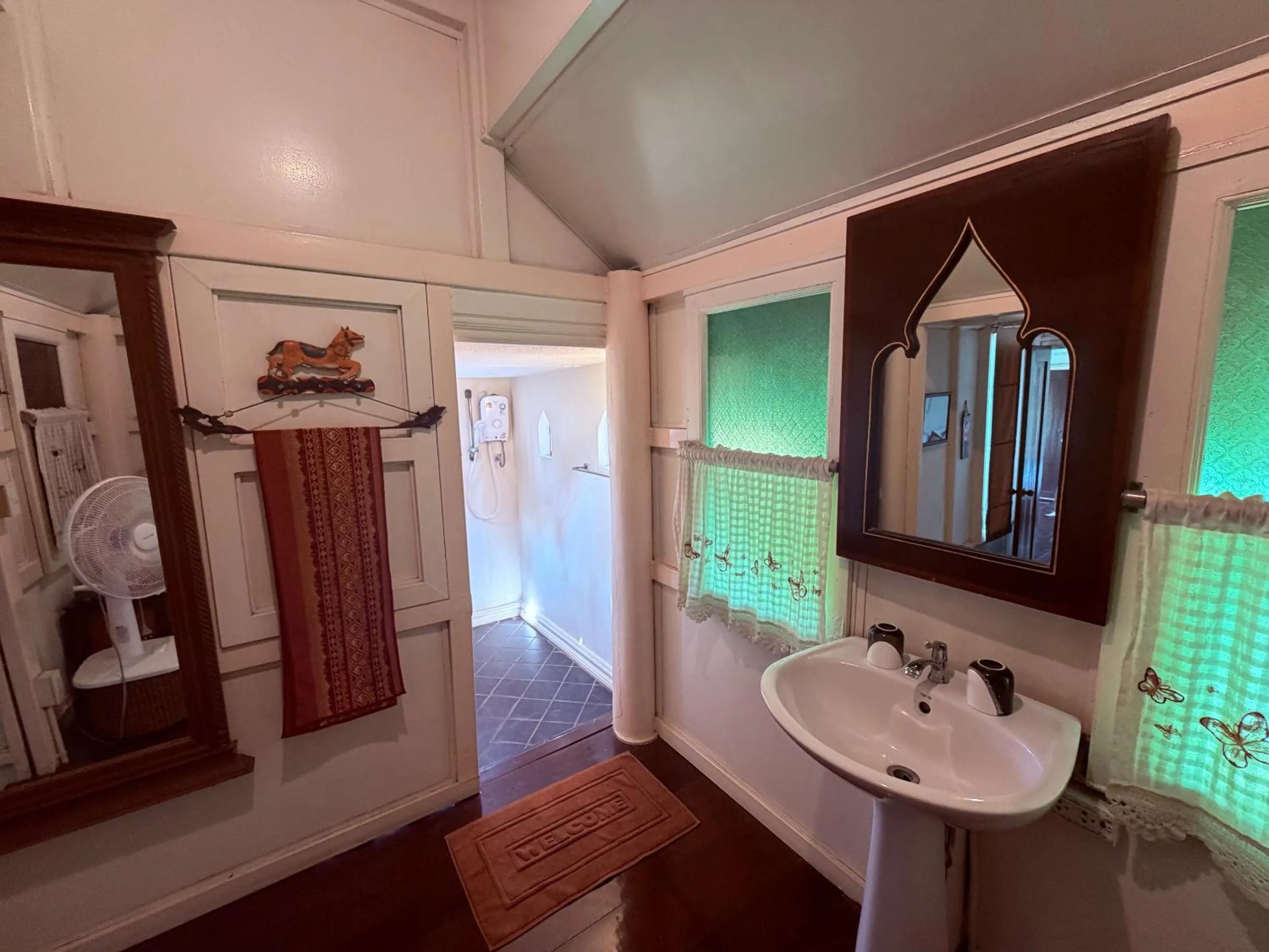 Bathroom in Ayutthaya Garden River Home
