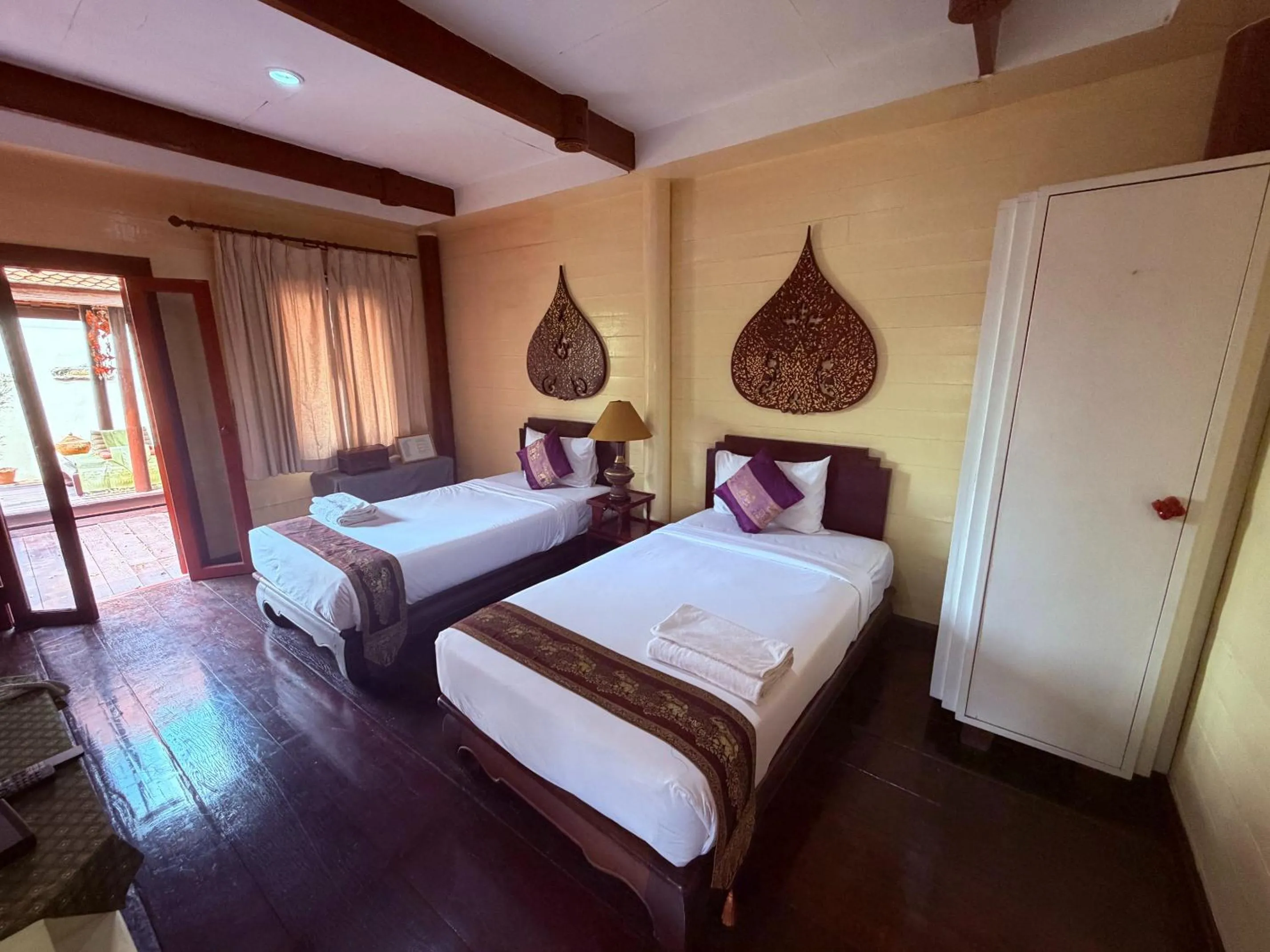 Bed in Ayutthaya Garden River Home