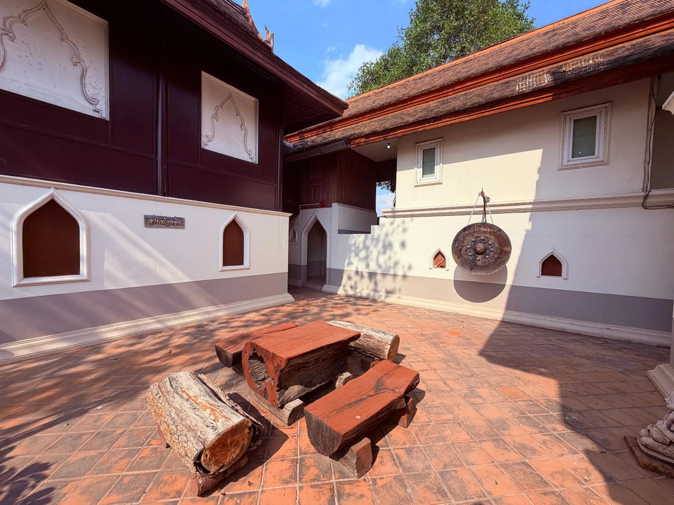 Property building in Ayutthaya Garden River Home